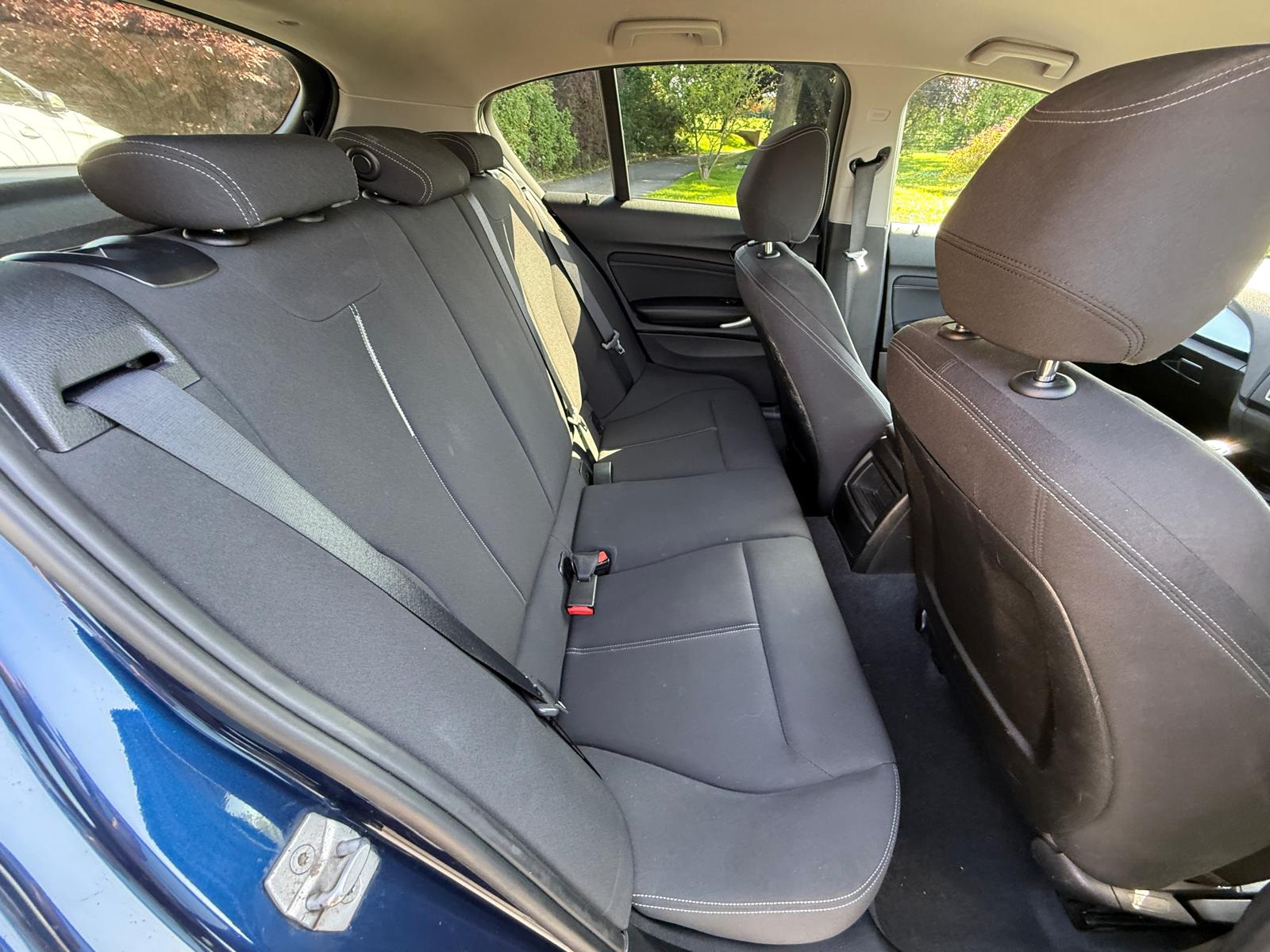 
								BMW 116d Sport 5dr full									