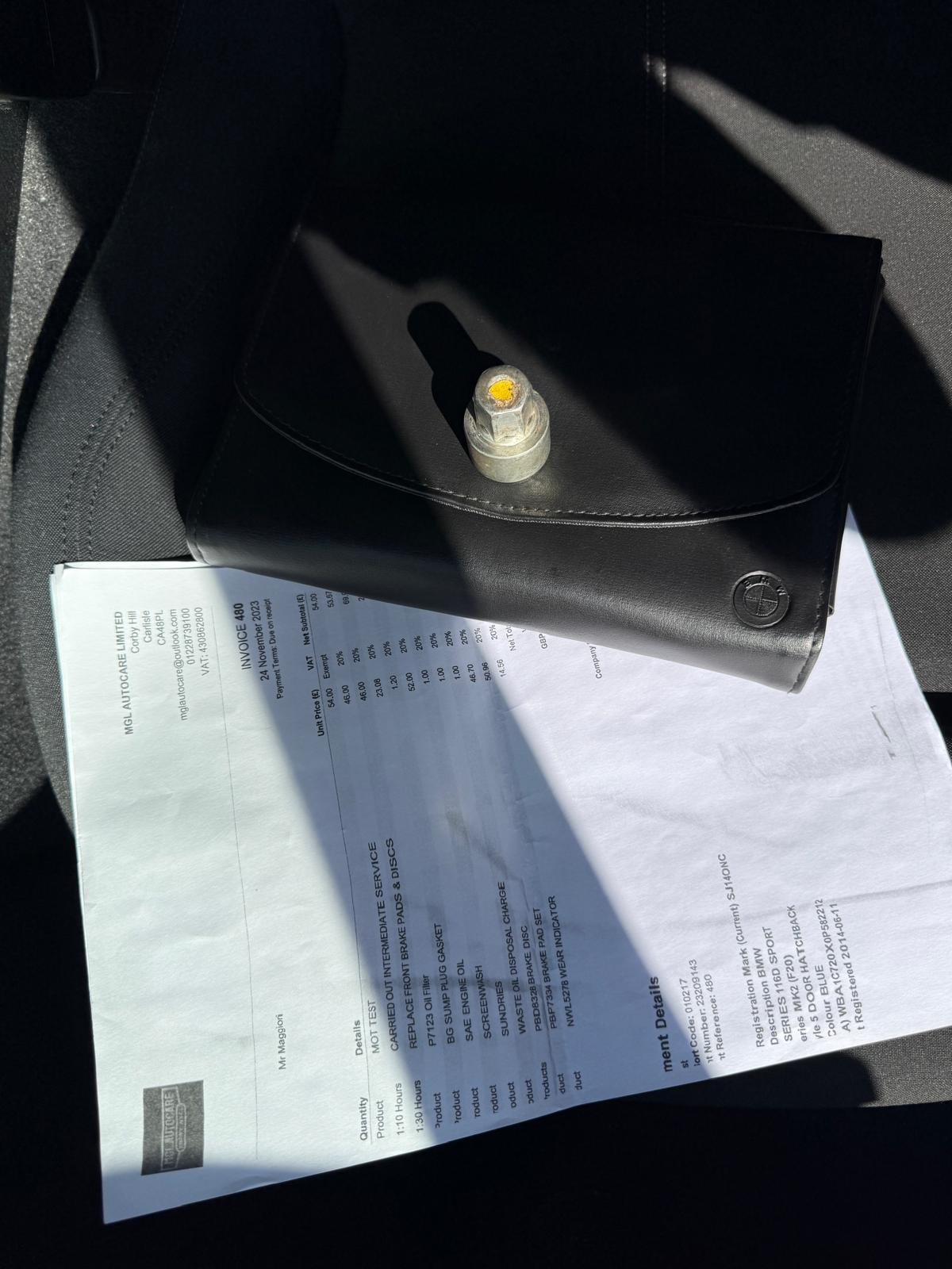 
								BMW 116d Sport 5dr full									