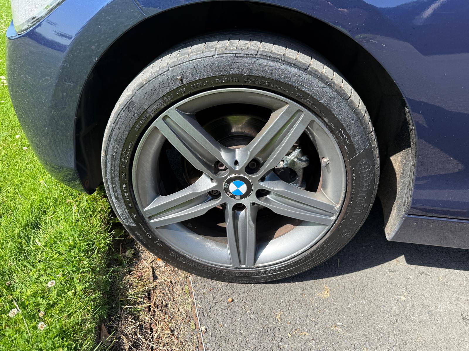
								BMW 116d Sport 5dr full									