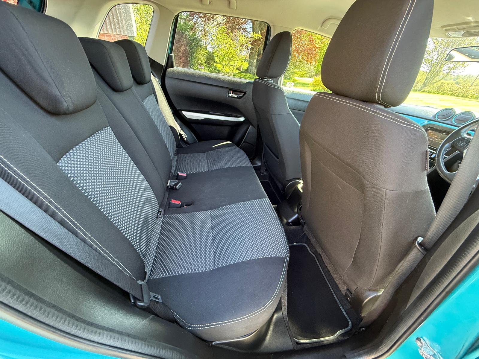 
								Suzuki Vitara 1.6 DDIS SZ-T full									
