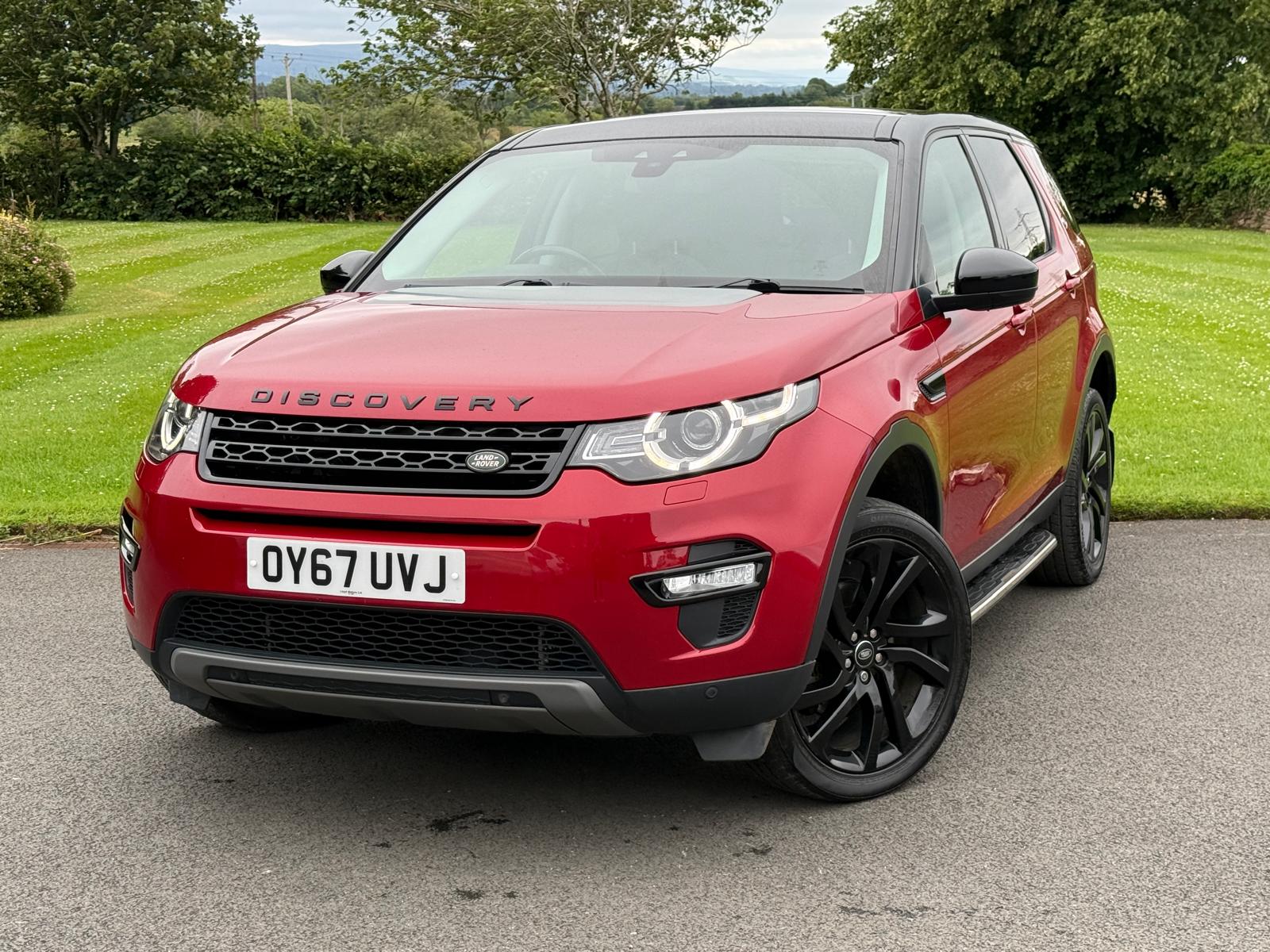 
								Land Rover Discovery Sport 2.0TD HSE Black Edition full									