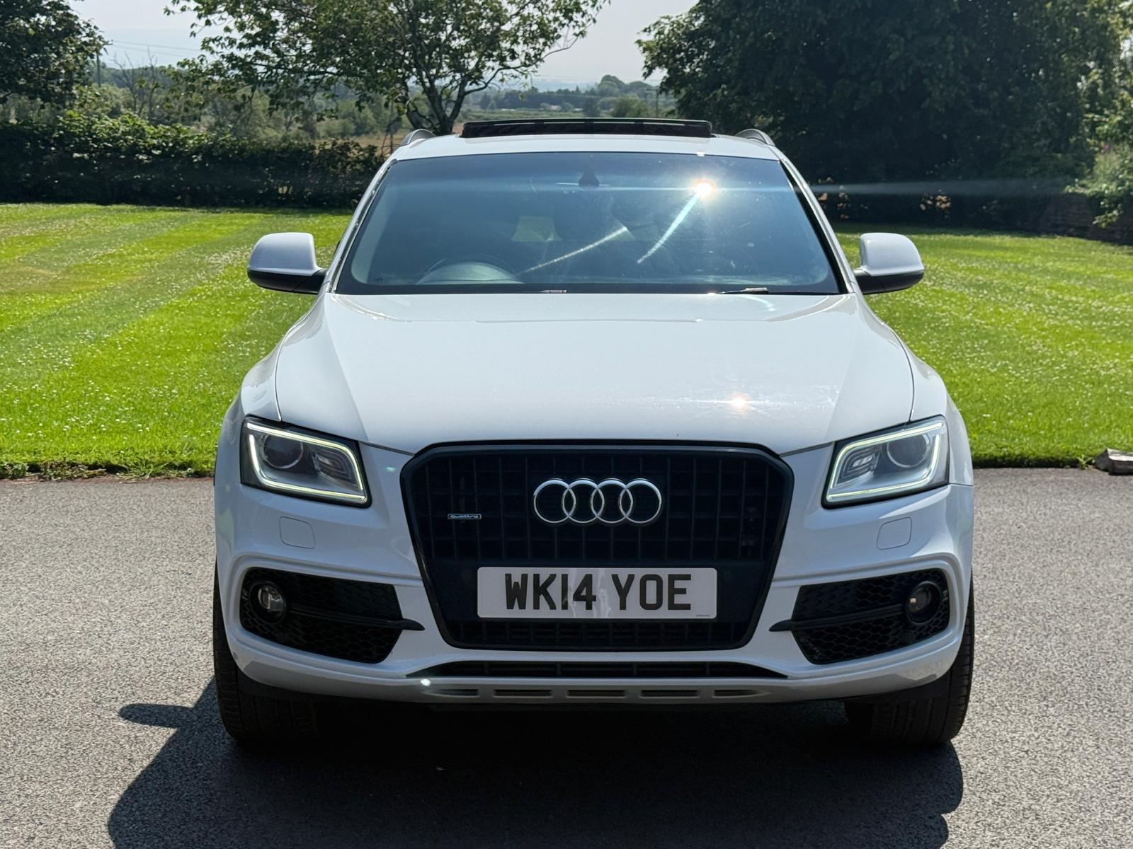 
								Audi Q5 S-Line Plus Quattro Auto 2.0TDi 177BHP full									