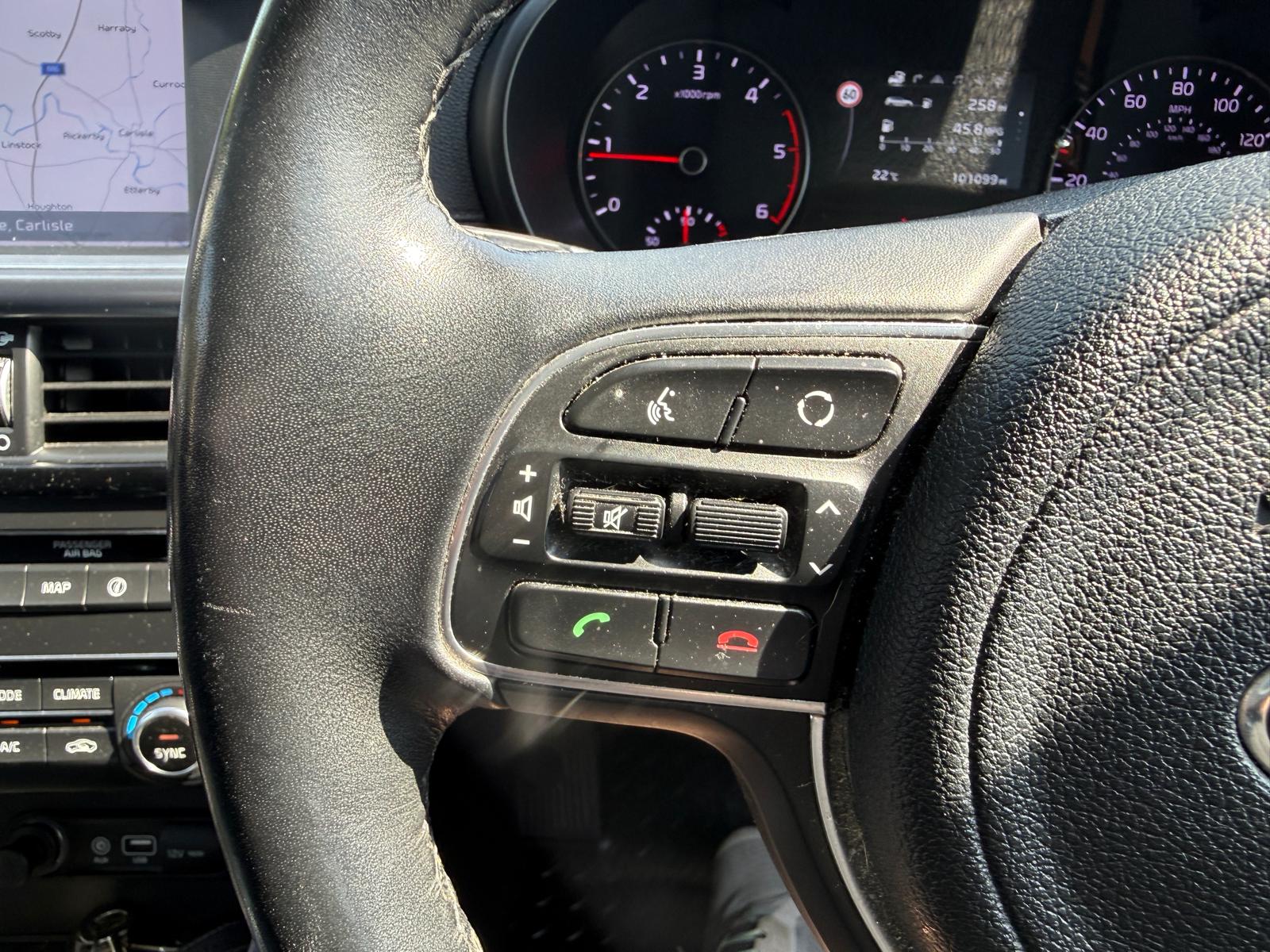 
								Kia Optima 3 Estate 1.7 CRDi Diesel full									
