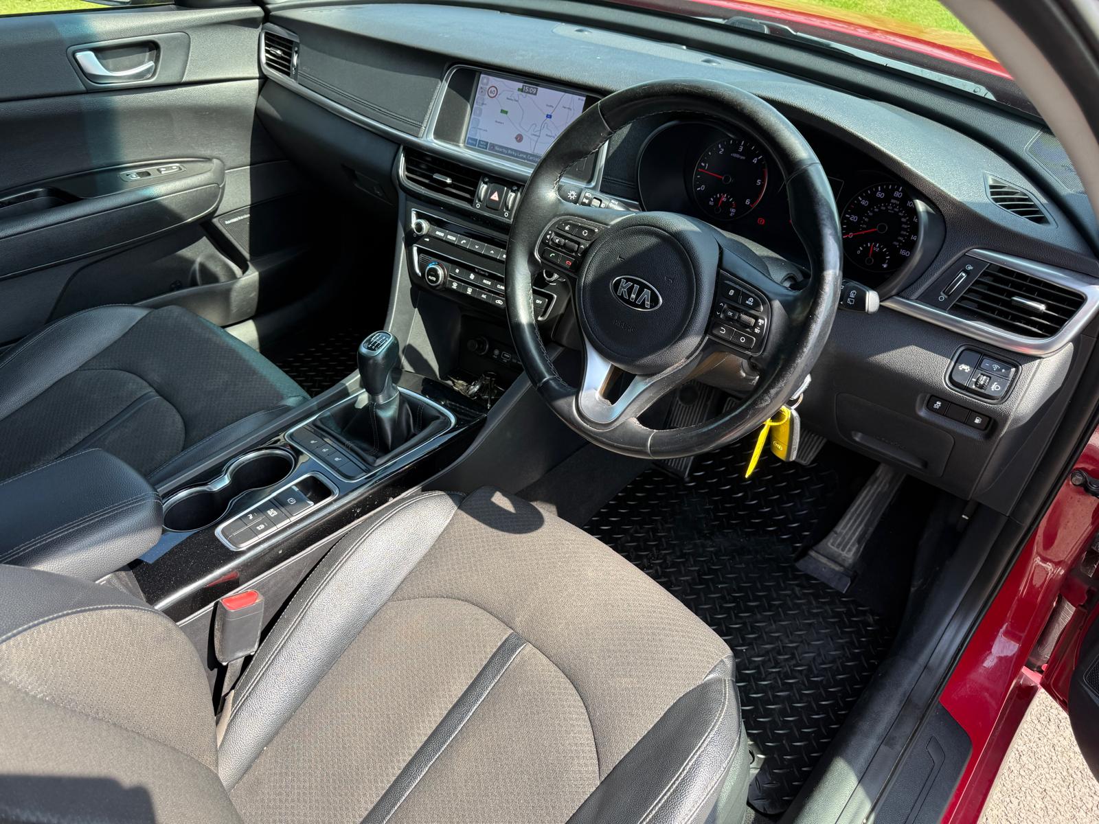 
								Kia Optima 3 Estate 1.7 CRDi Diesel full									