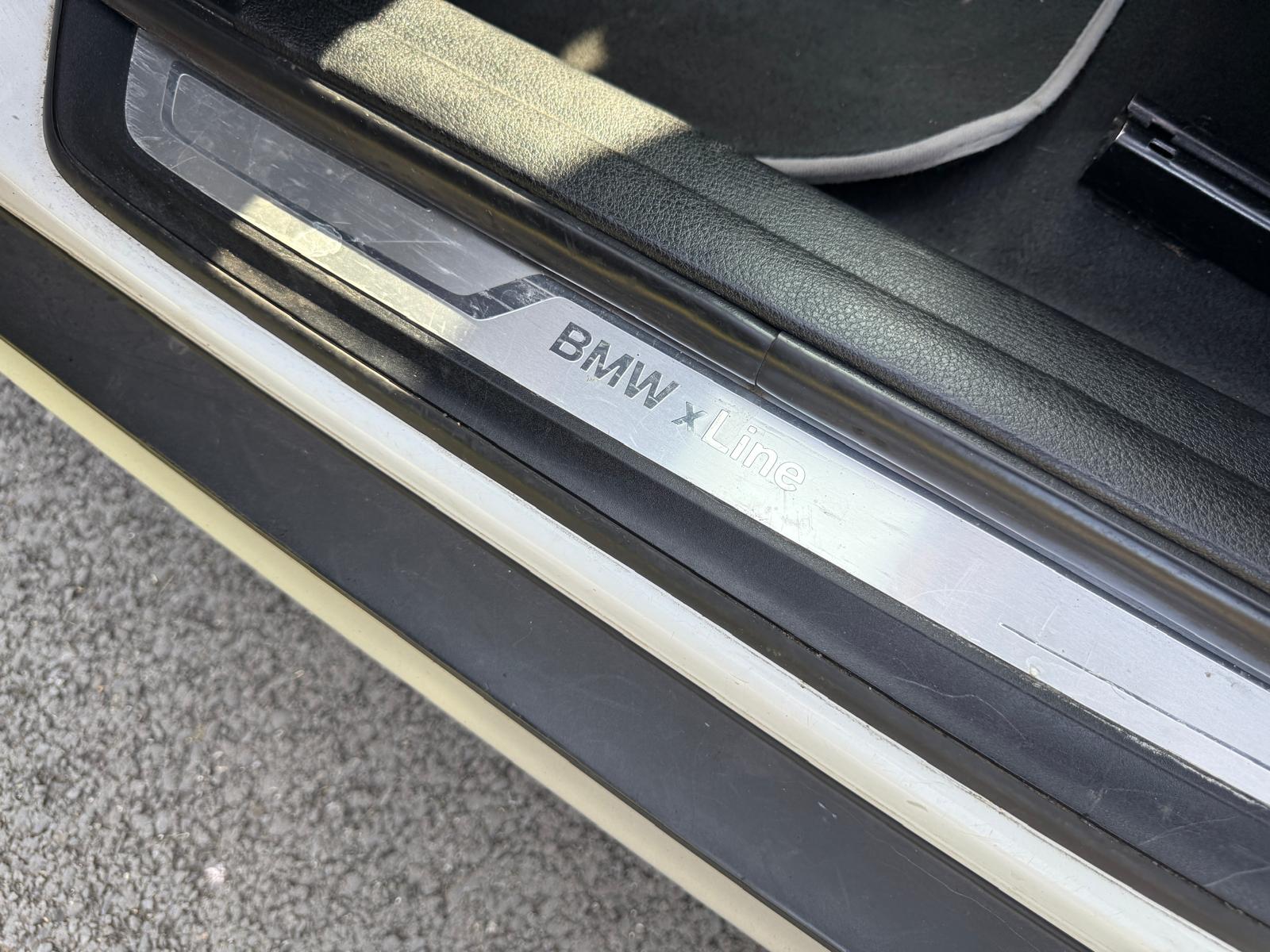 
								BMW X1 sDrive 16D xline full									