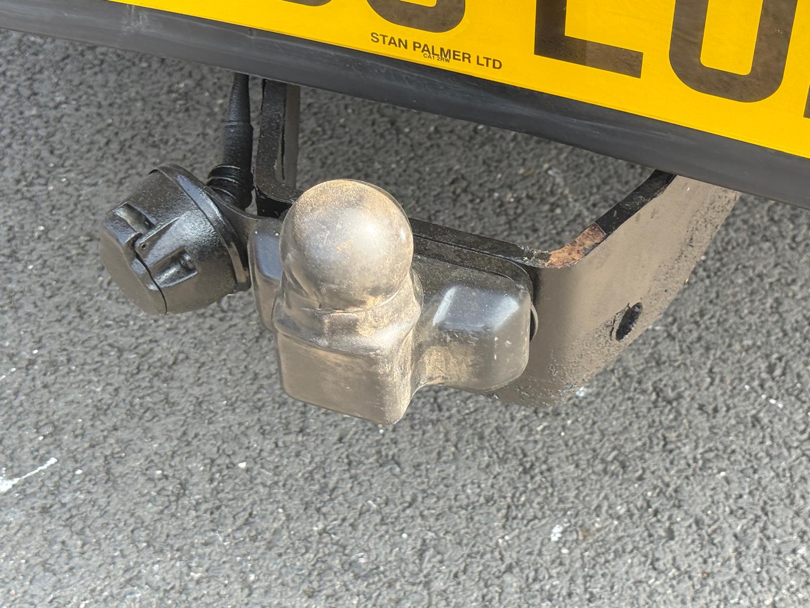 
								Isuzu D-Max 1.9 TD Eiger Double Cab full									