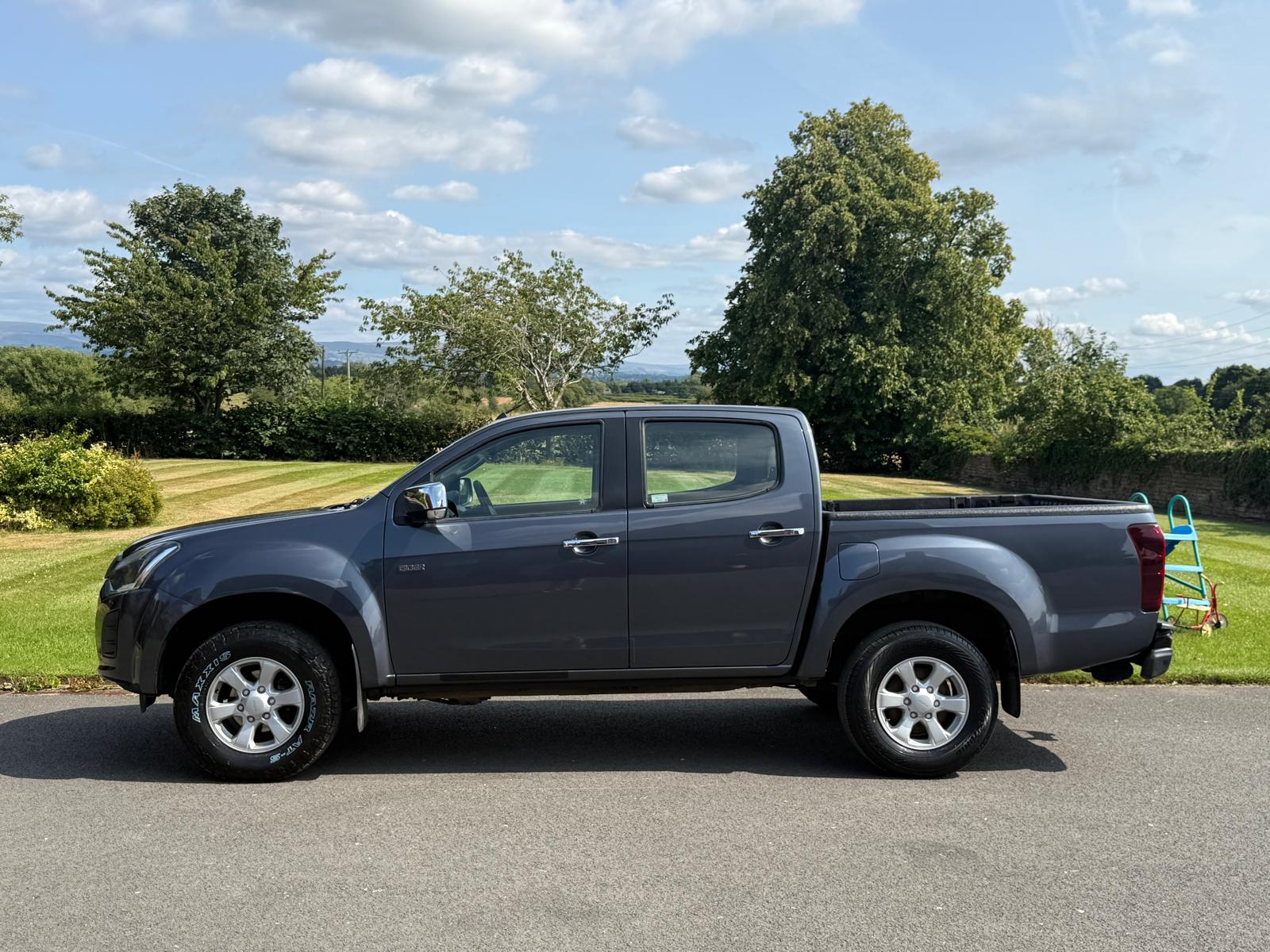 
								Isuzu D-Max 1.9 TD Eiger Double Cab full									