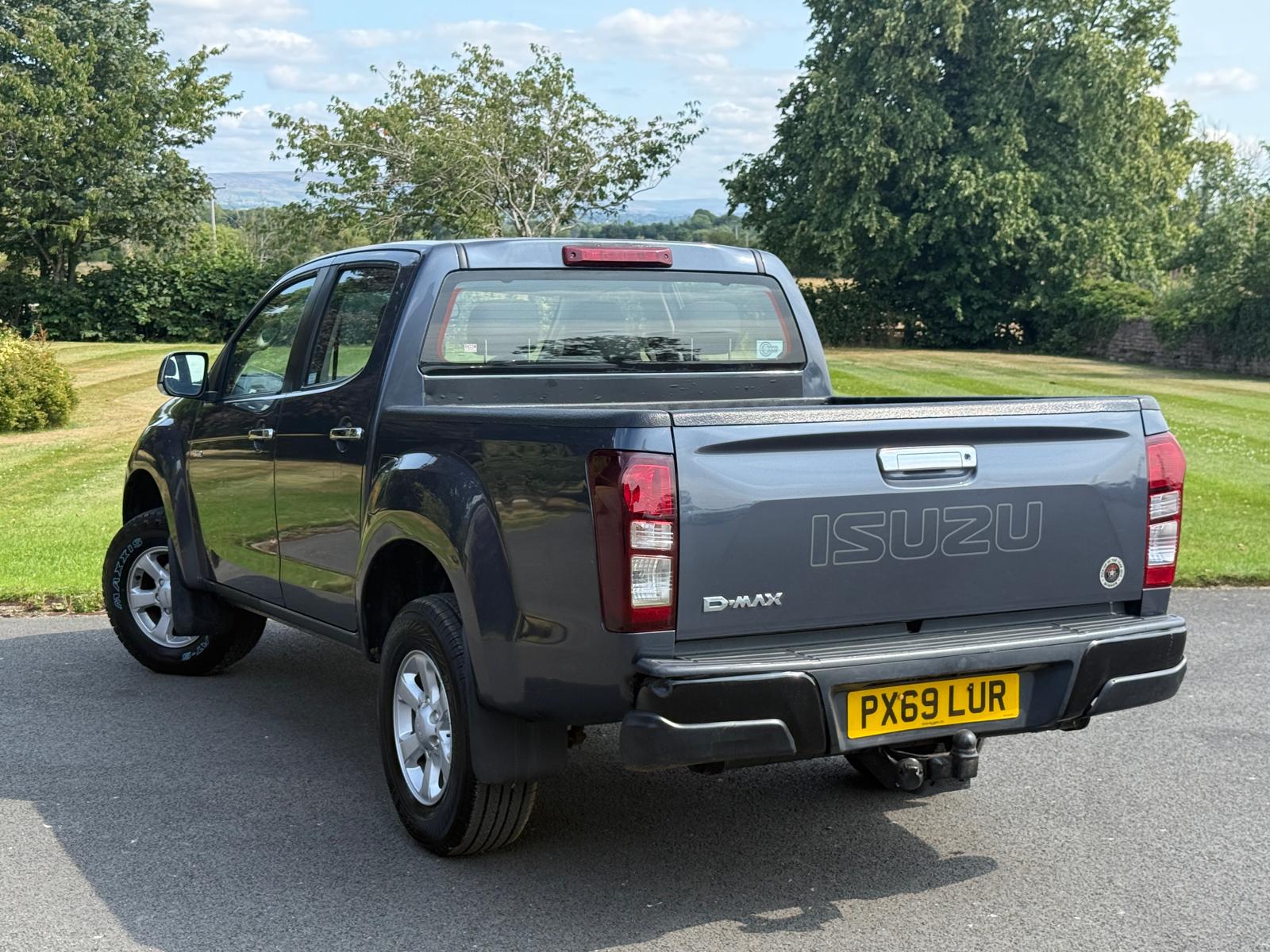 
								Isuzu D-Max 1.9 TD Eiger Double Cab full									