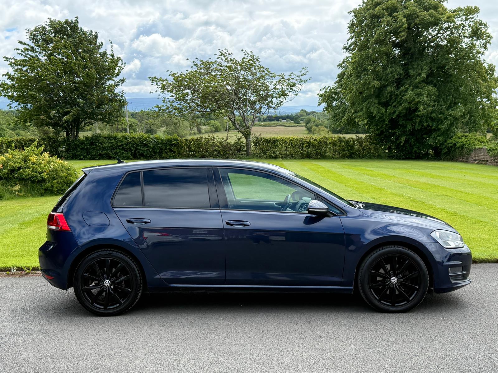 
								2015 Volkswagen Golf 2.0TDi Match 5dr DSG (auto) full									