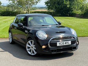 2015 Mini Cooper S Hatchback