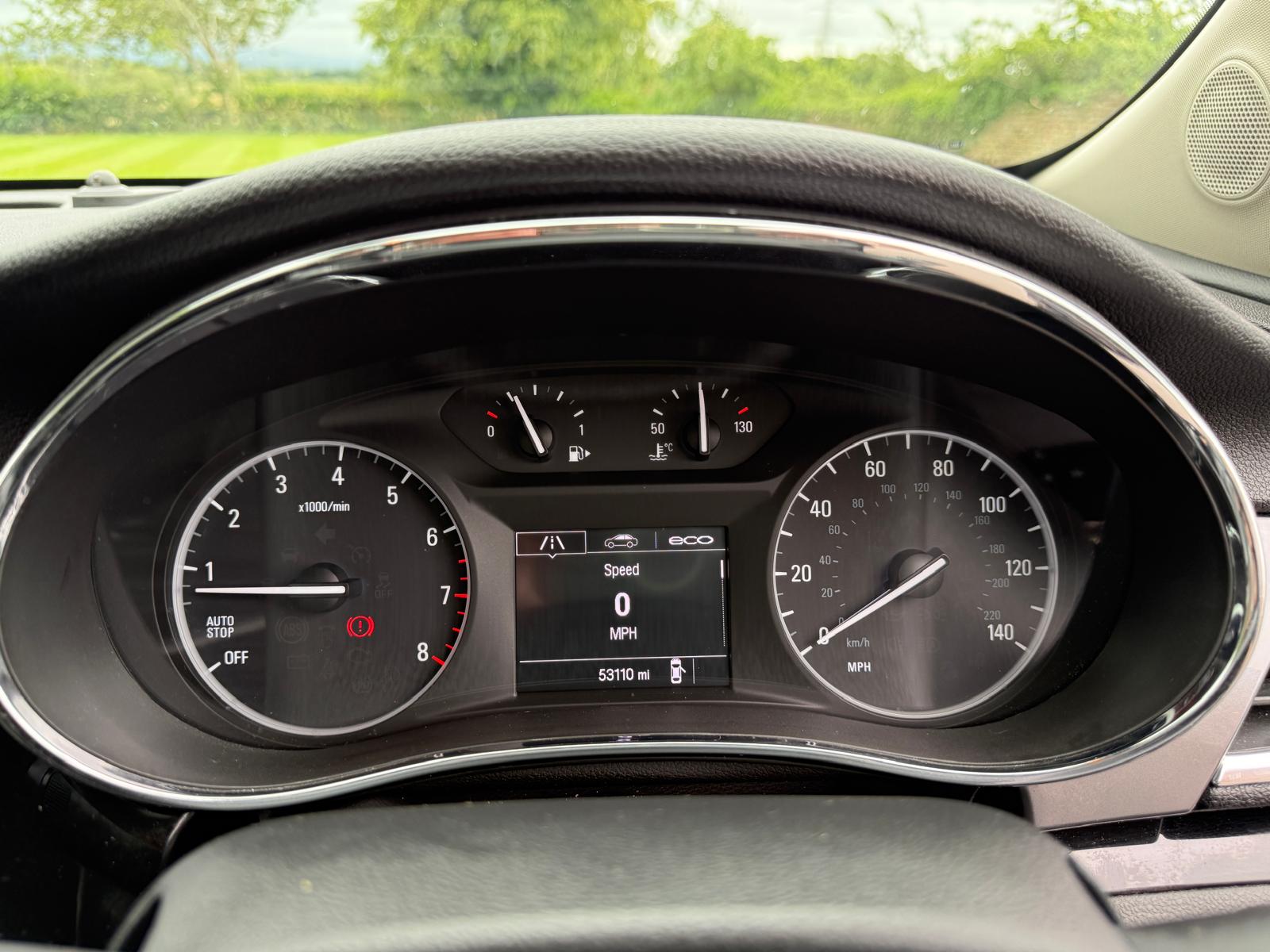 
								2017 Vauxhall Mokka X Active Hatchback full									