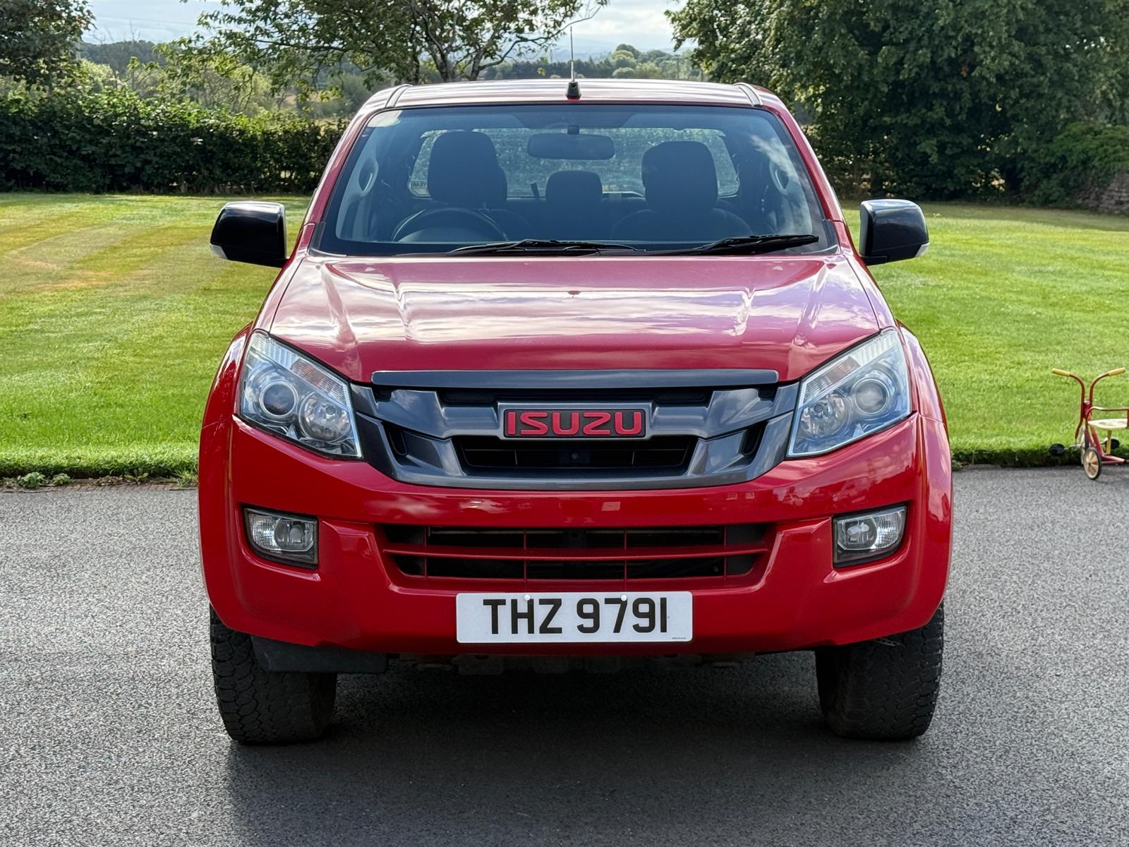 
								ISUZU D-MAX 2016 /65 FURY 2.5 full									