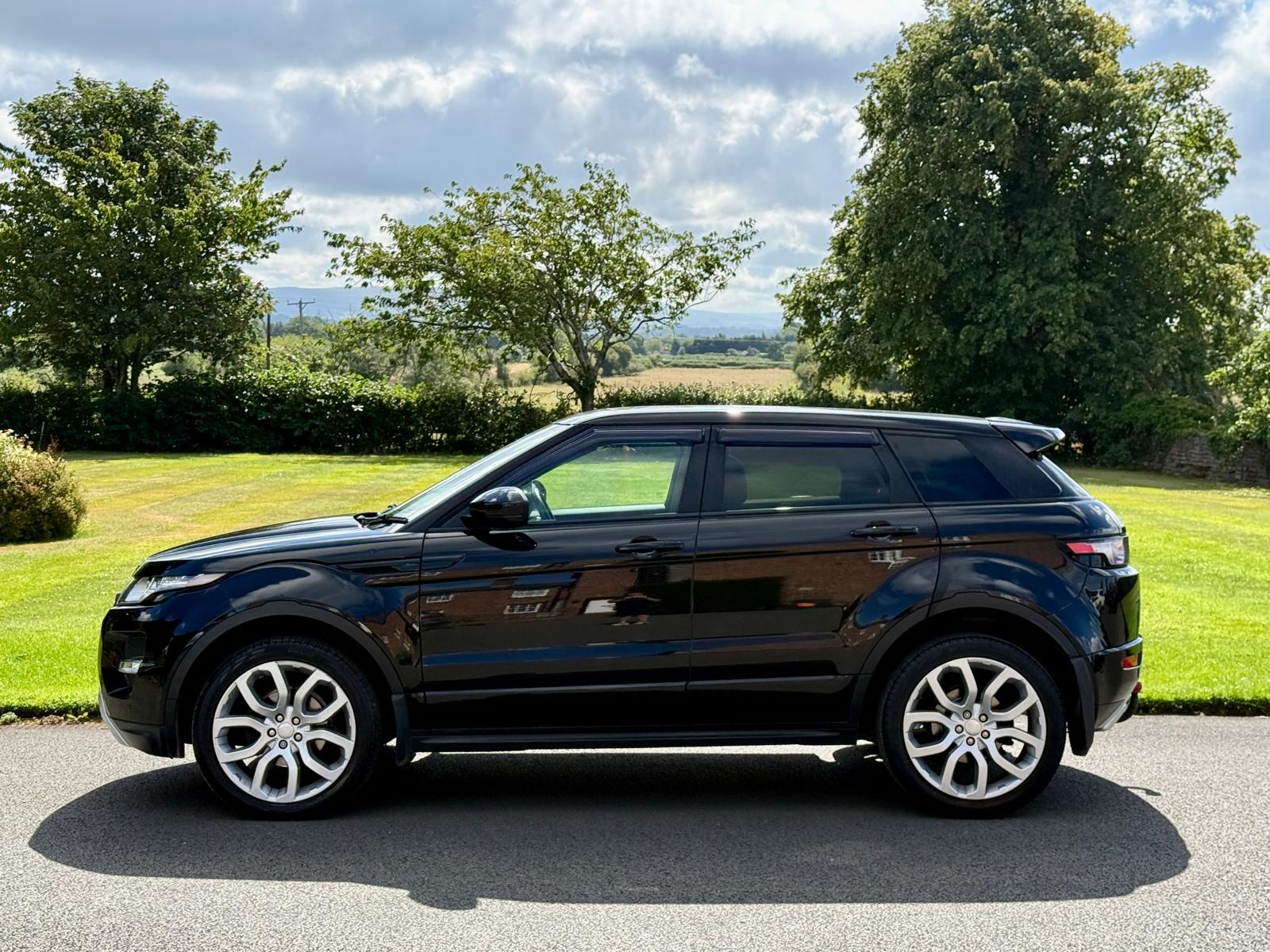 
								2015/15 RANGE ROVER EVOQUE DYNAMIC SD4 AUTOMATIC SUV 2.2 DIESEL full									