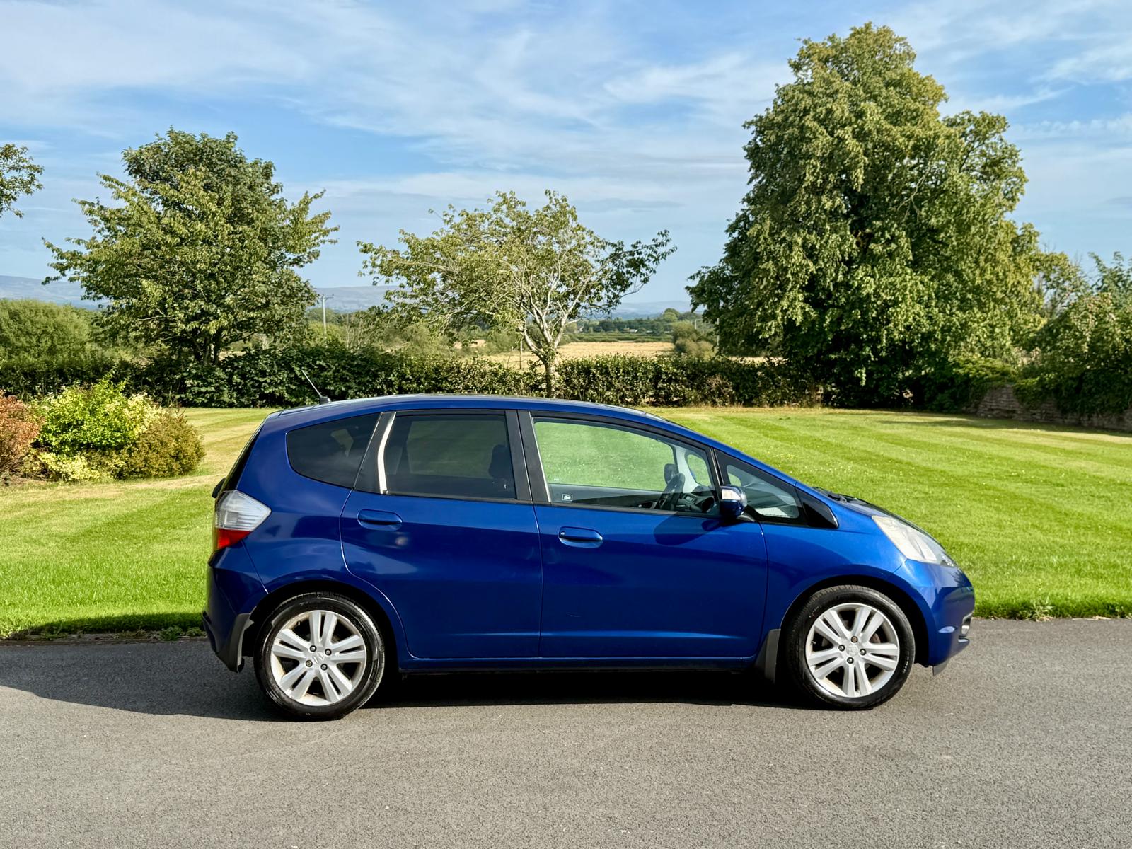 
								Honda Jazz EX 1.4 full									
