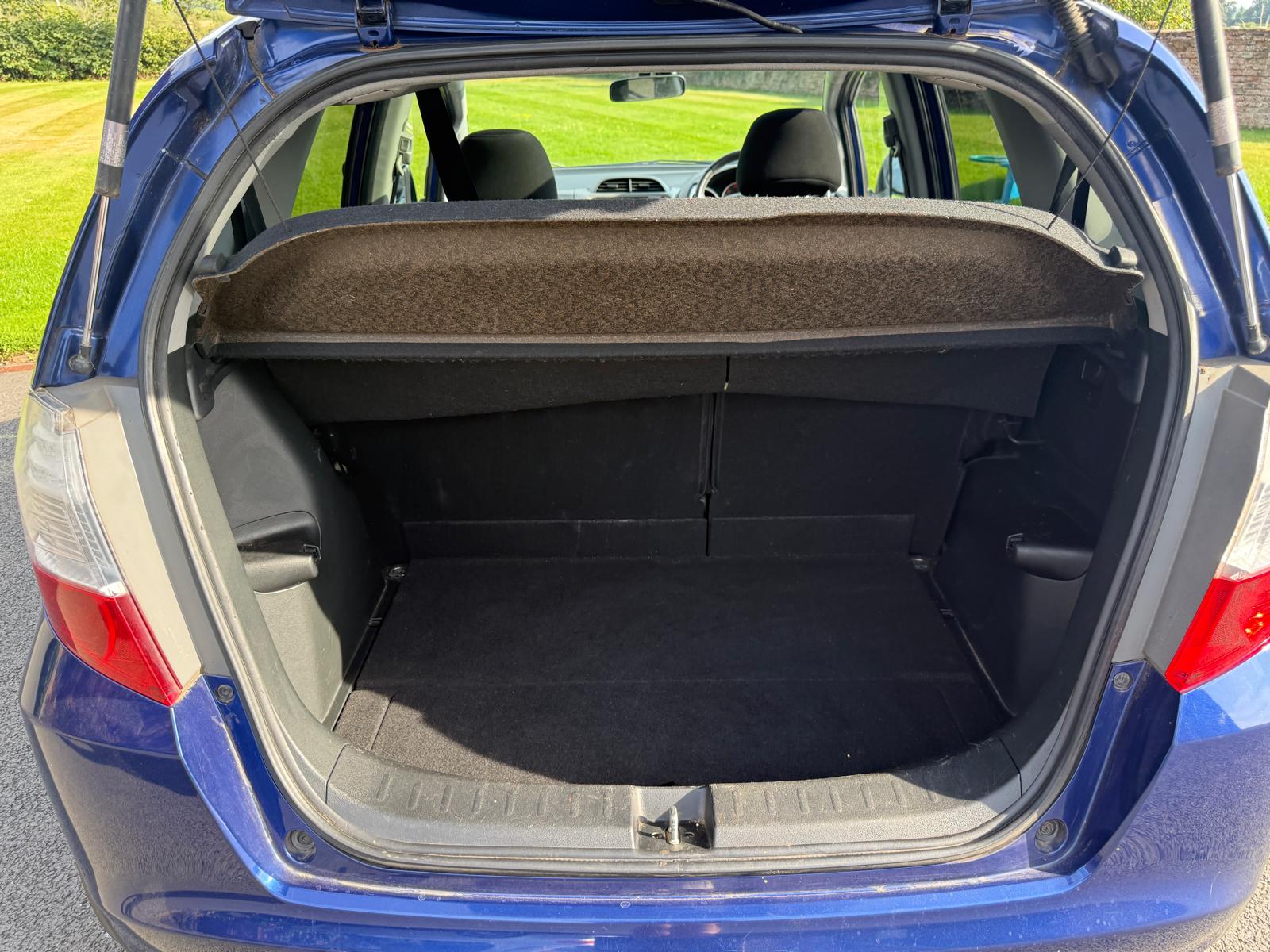
								Honda Jazz EX 1.4 full									