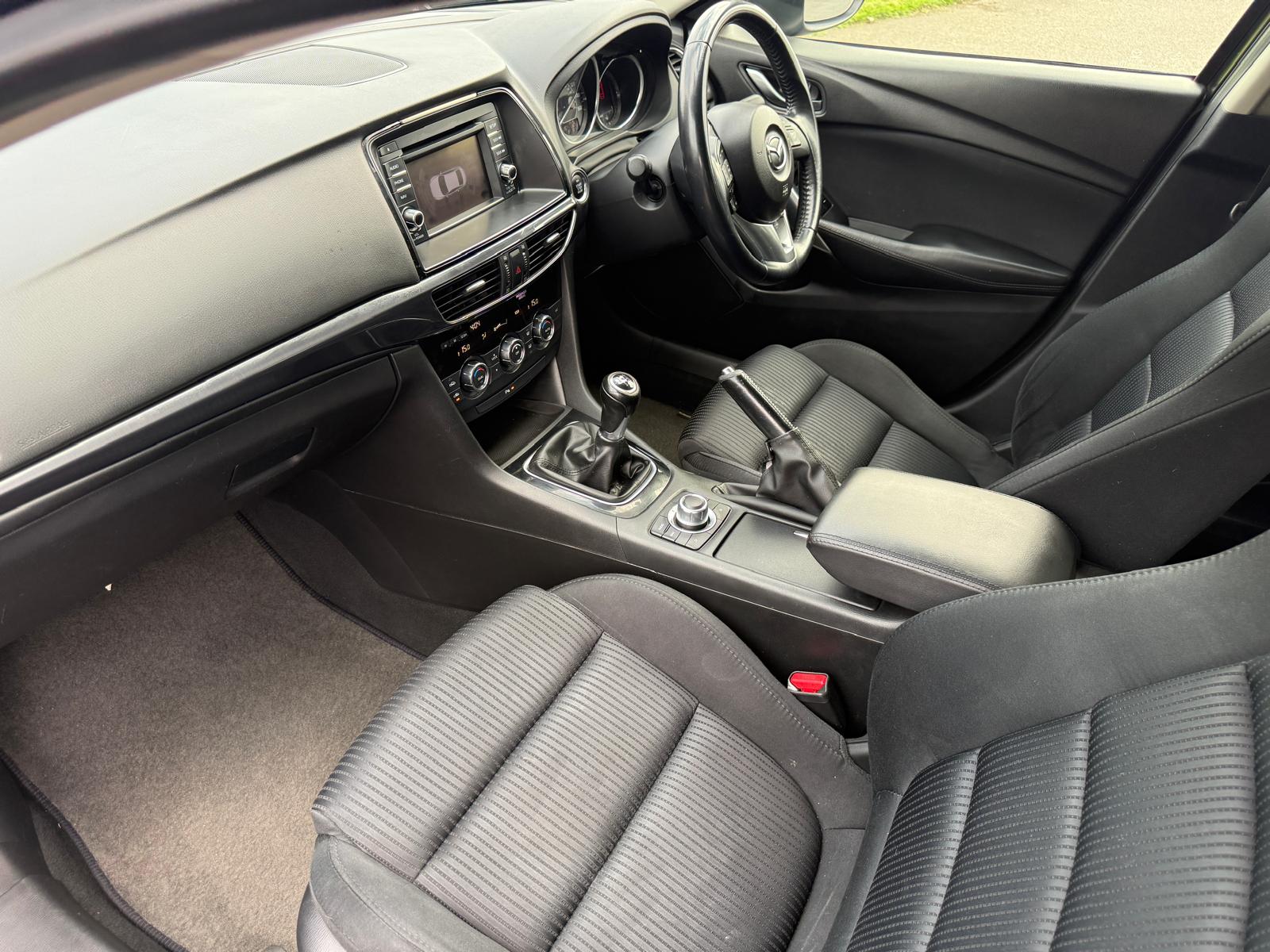 
								2014 Mazda 6 SE-L NAV 2.0i full									