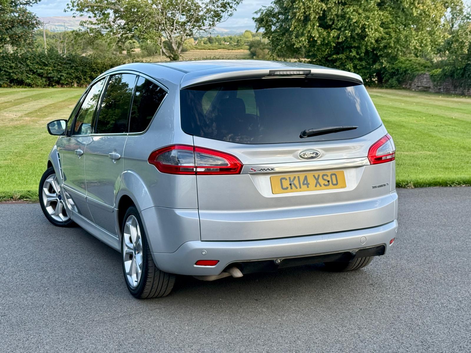 
								2014 Ford S-Max 2.0 TDCi Titanium X Sport Automatic 7 Seater 163 BHP MPV full									