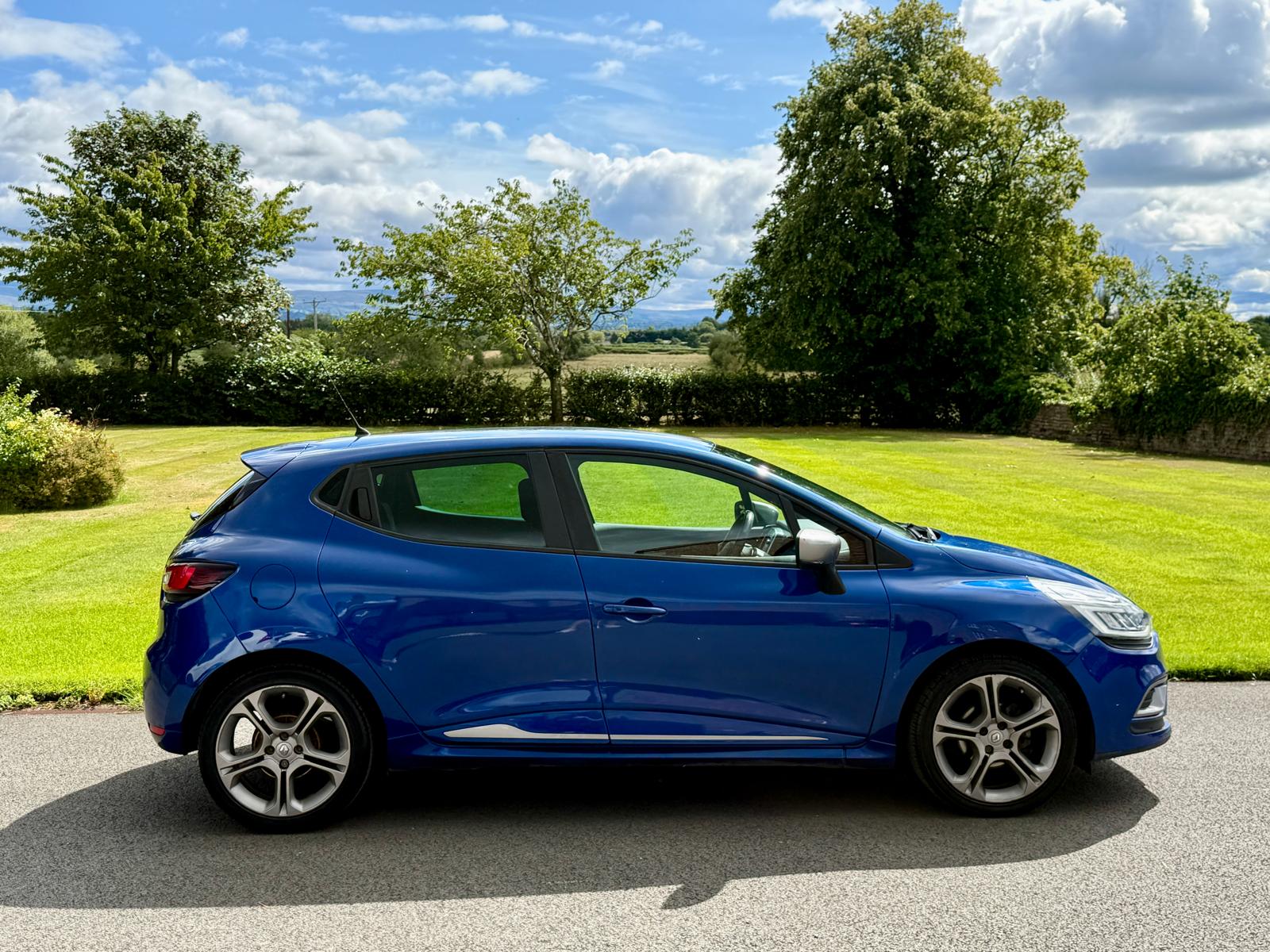 
								Renault Clio 1.0 GT-Line Tce full									