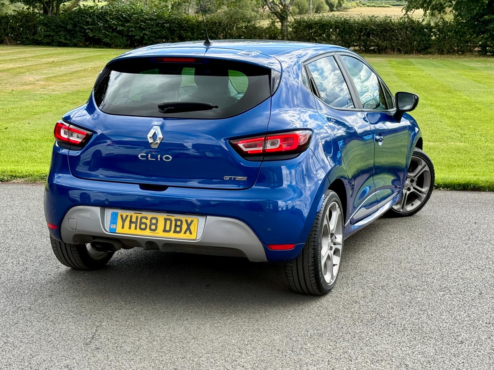
								Renault Clio 1.0 GT-Line Tce full									