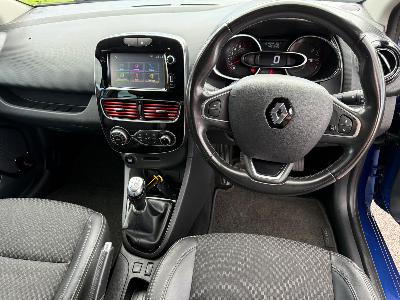 
								Renault Clio 1.0 GT-Line Tce full									