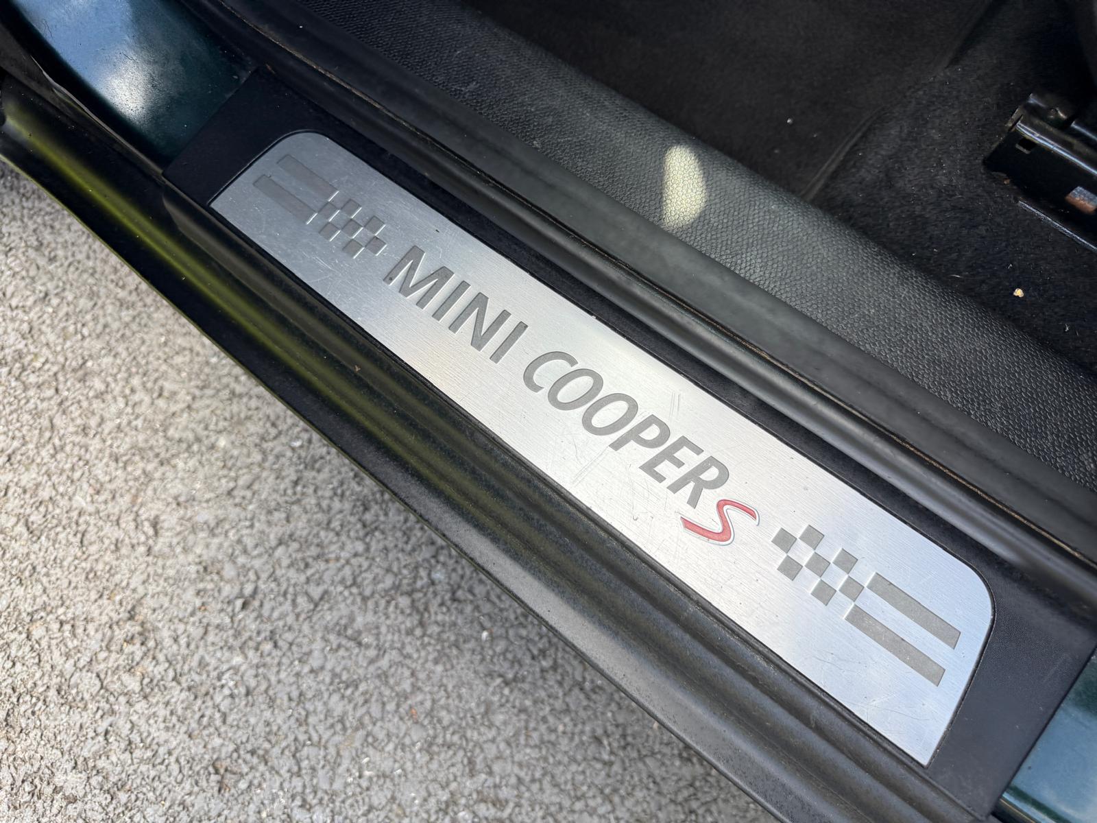 
								Mini Countryman Cooper SD full									