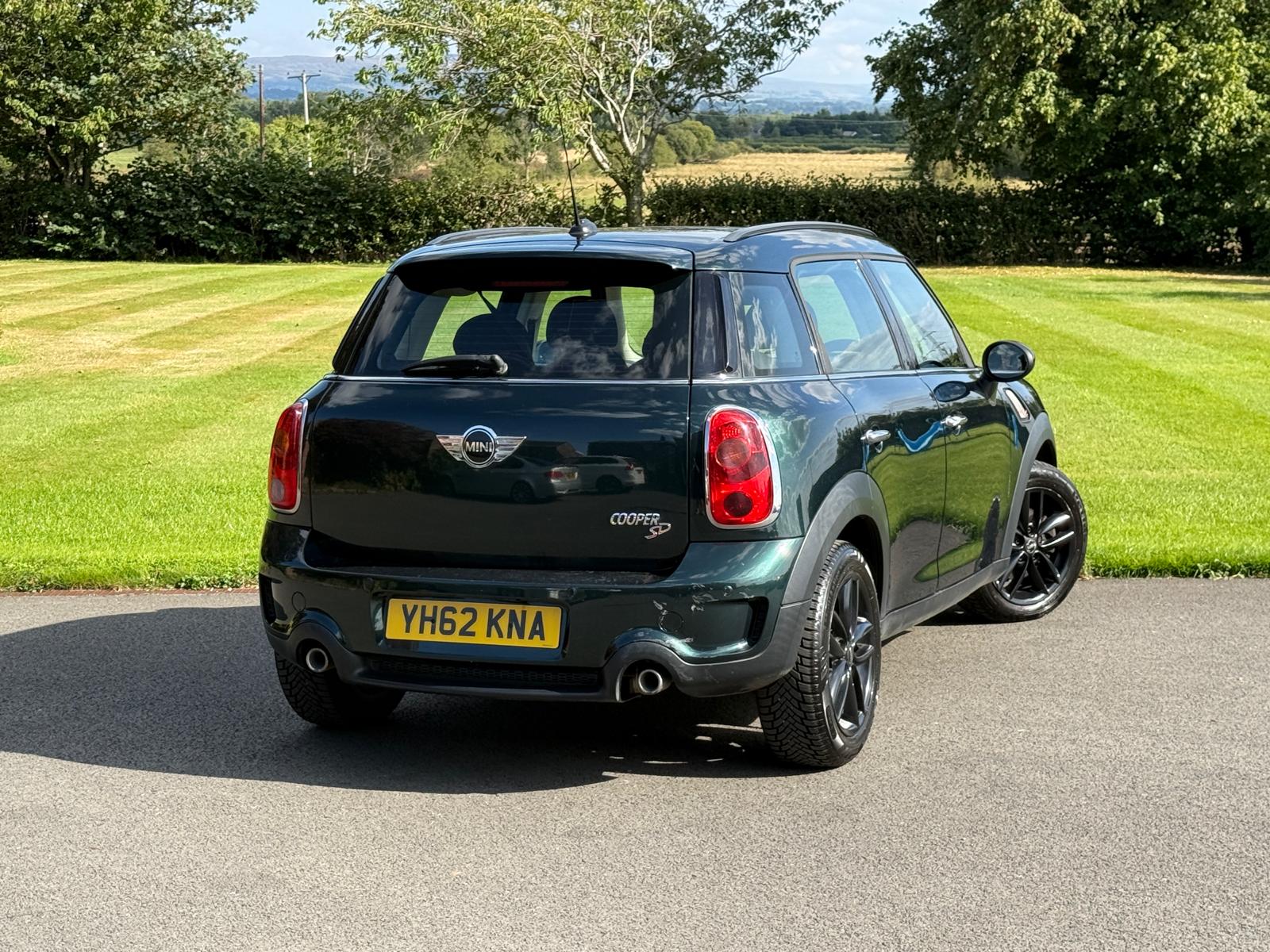 
								Mini Countryman Cooper SD full									