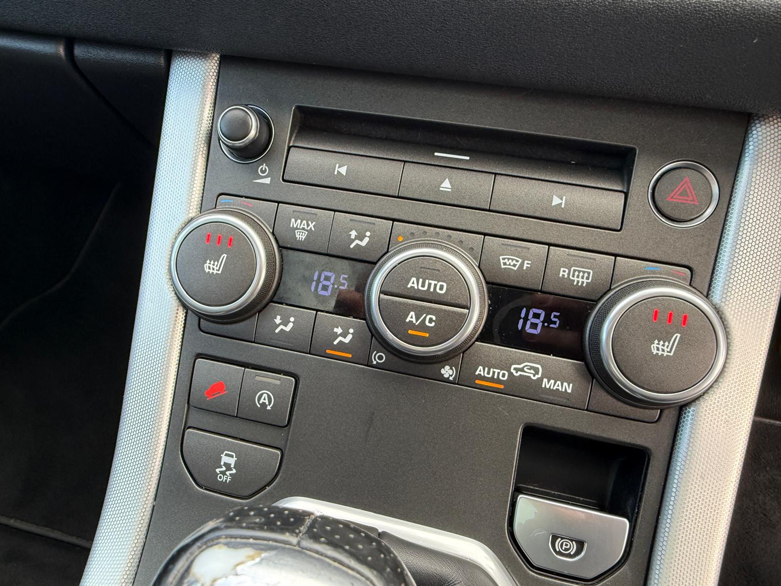 
								Land Rover Evoque HSE Dynamic full									