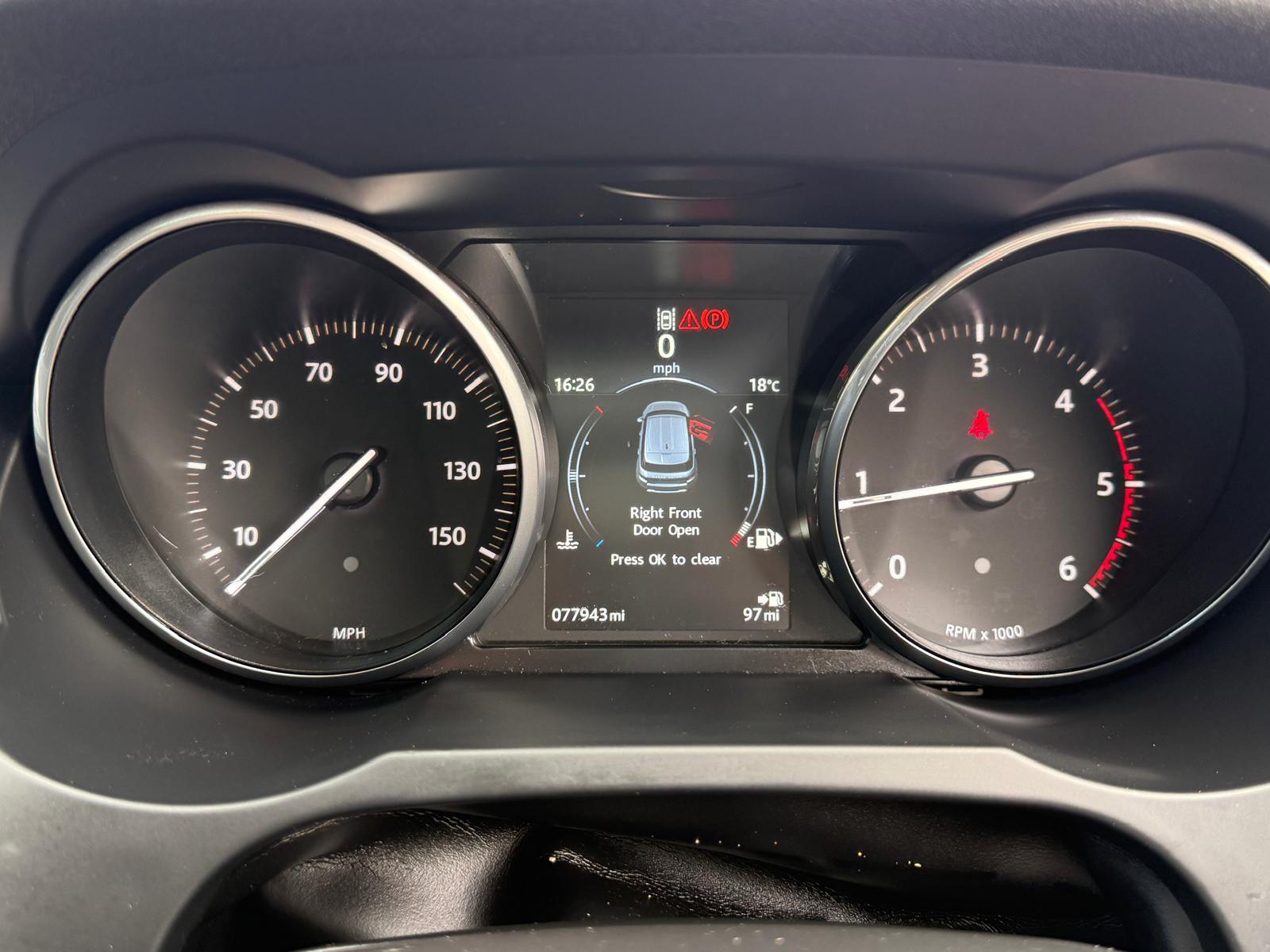 
								Land Rover Evoque HSE Dynamic full									