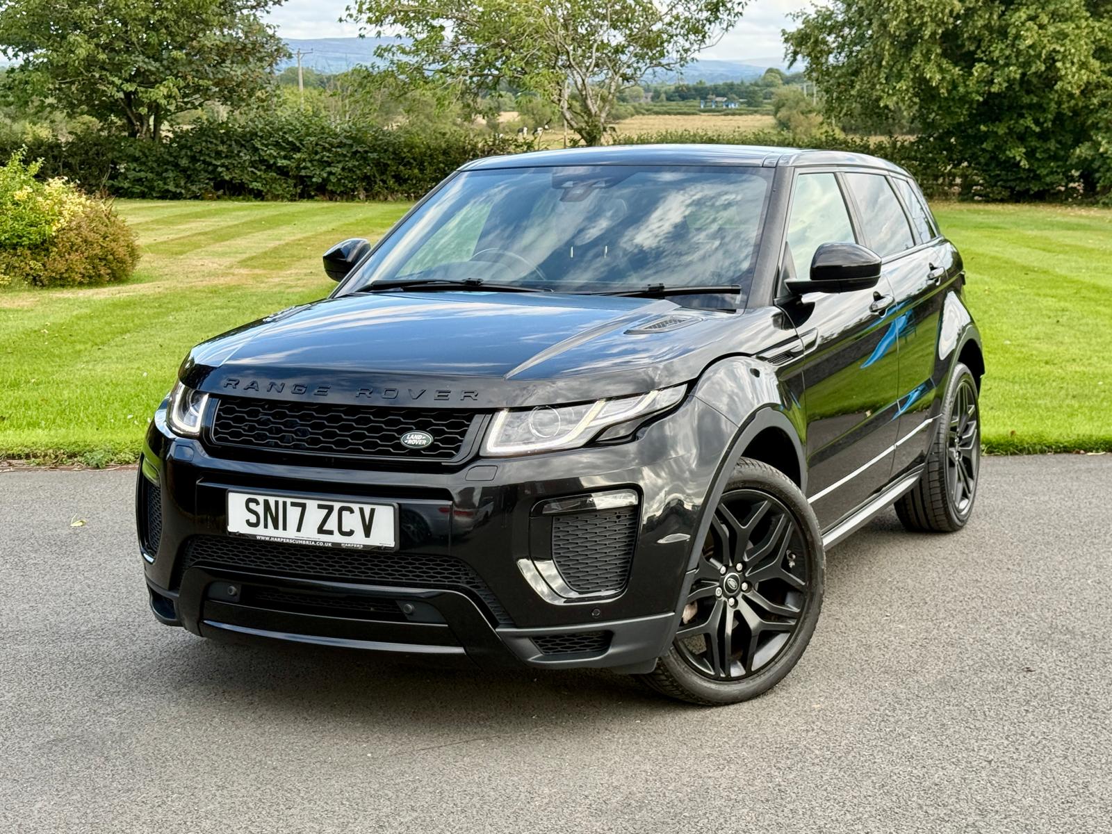 
								Land Rover Evoque HSE Dynamic full									
