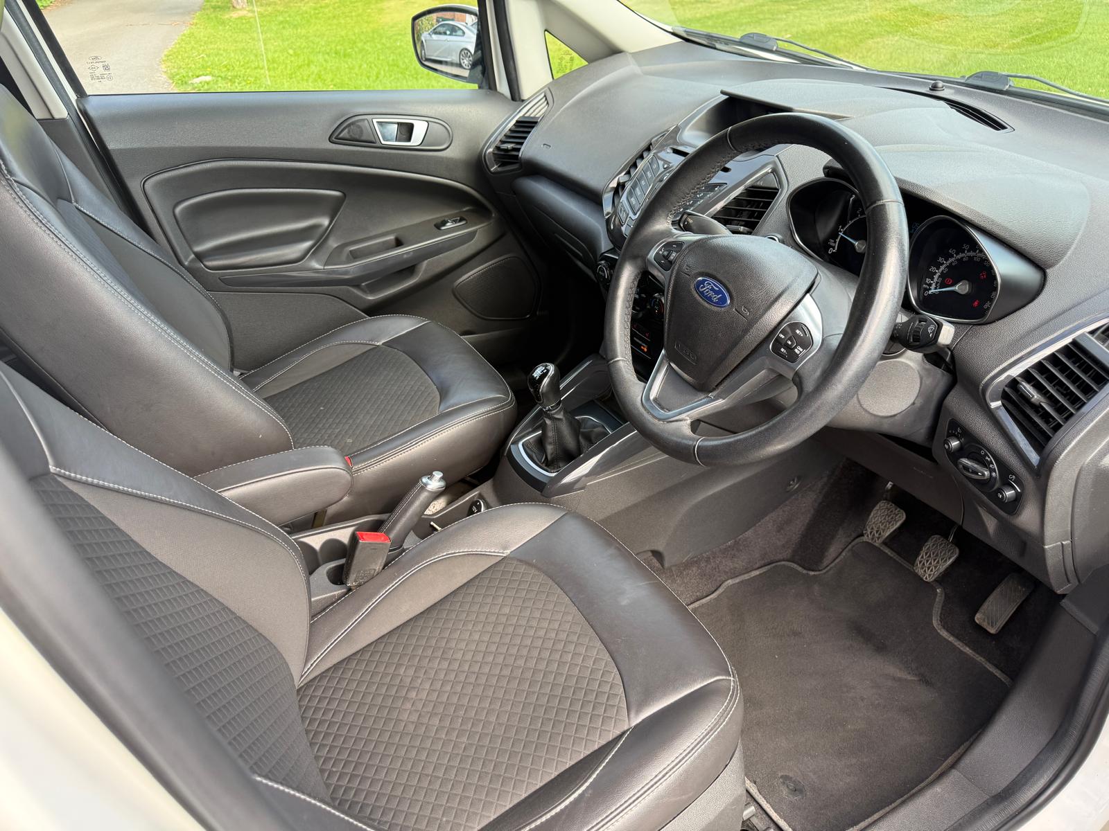 
								2017 Ford EcoSport 1.5 TDCi Titanium full									