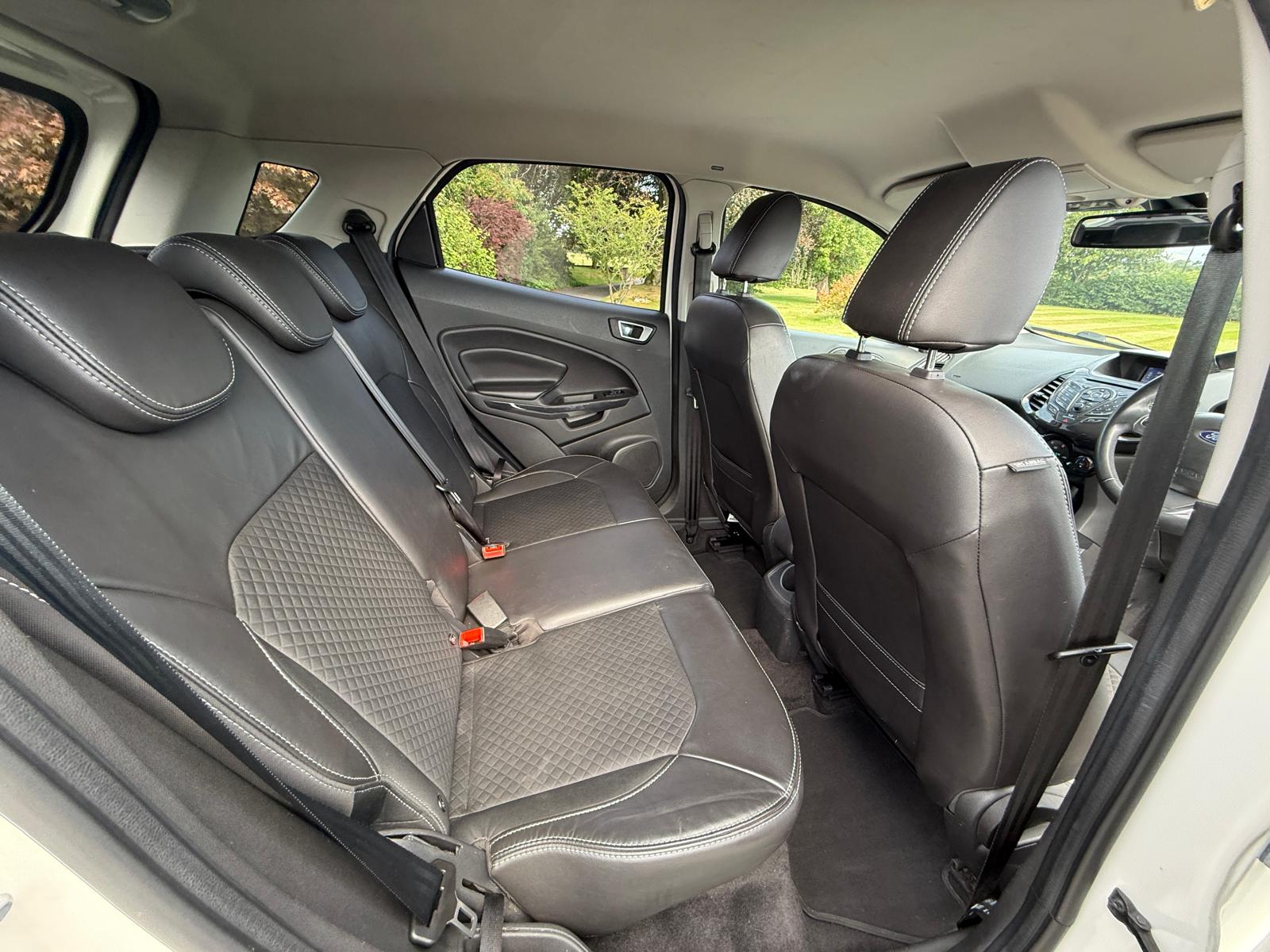 
								2017 Ford EcoSport 1.5 TDCi Titanium full									