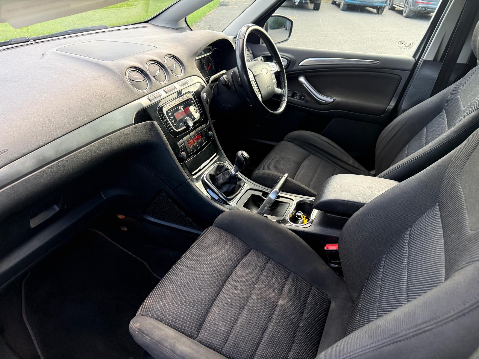 
								Ford S-Max Titanium 2.0 TDCi 6 Speed Manual full									