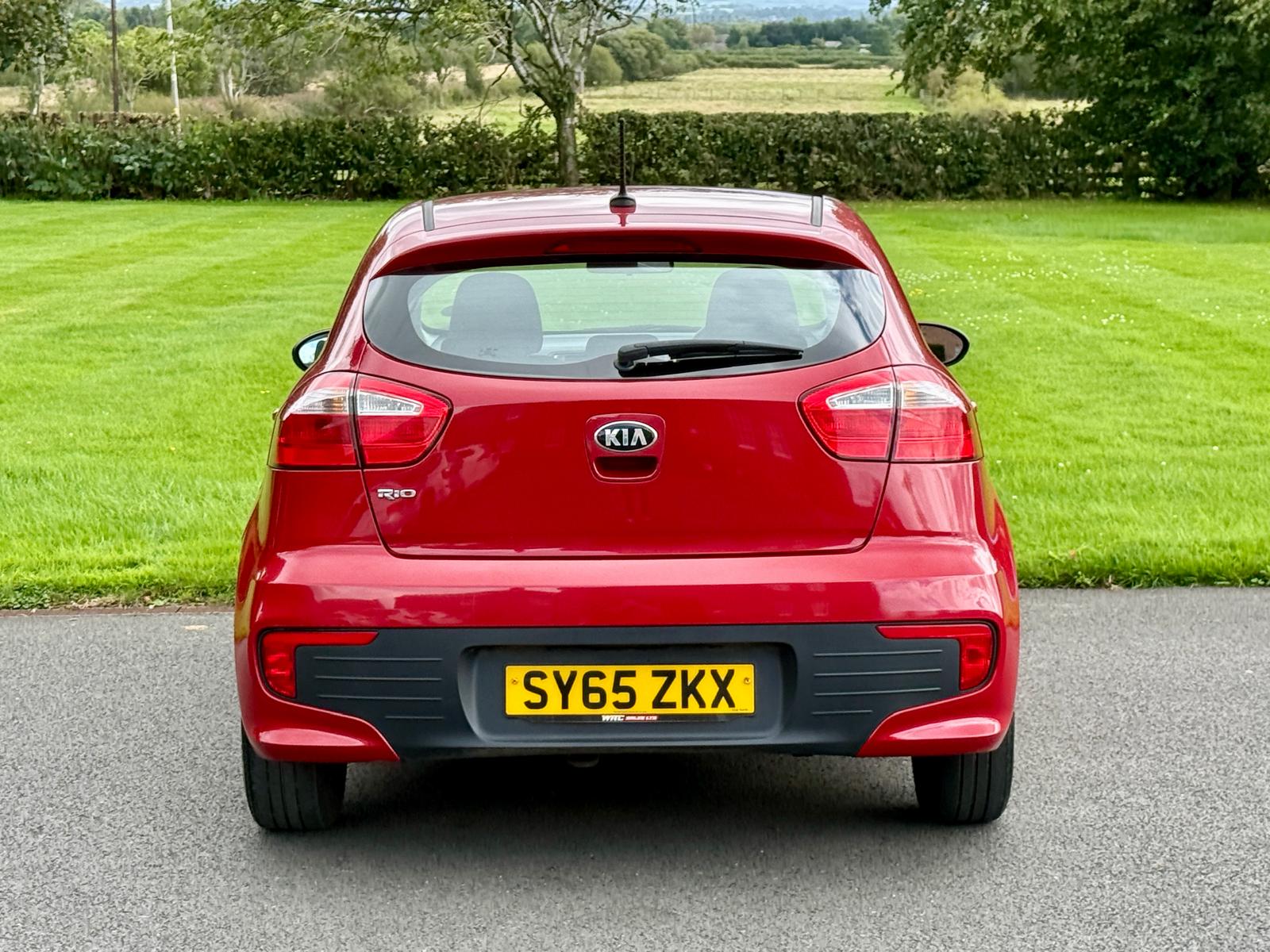 
								Kia Rio 1 Air 1.25 5dr full									