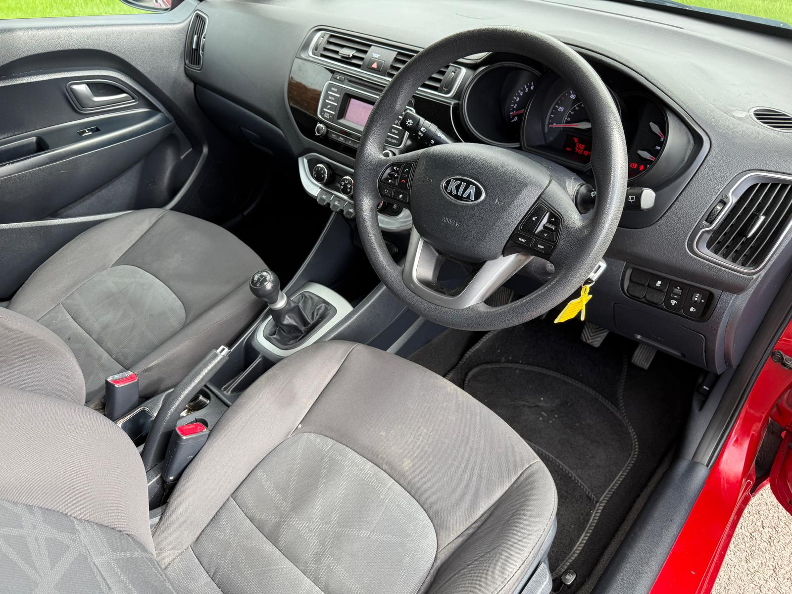 
								Kia Rio 1 Air 1.25 5dr full									