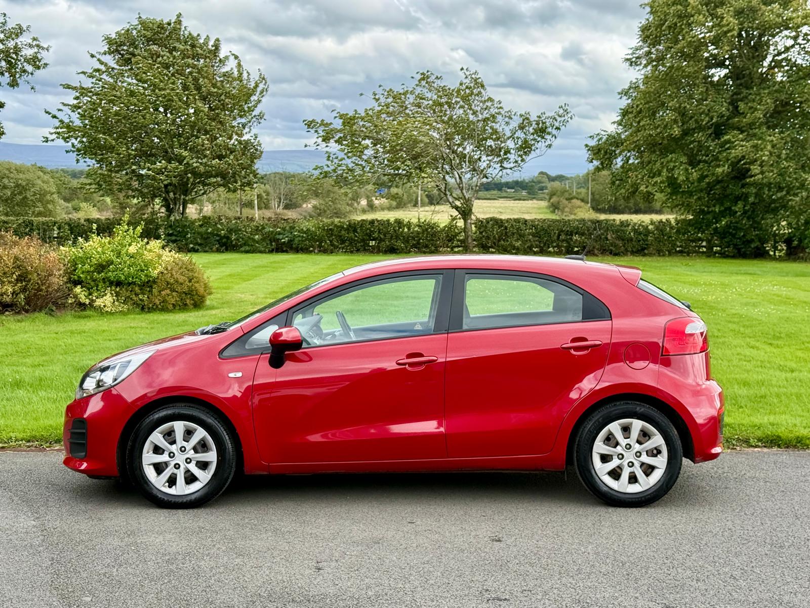 
								Kia Rio 1 Air 1.25 5dr full									