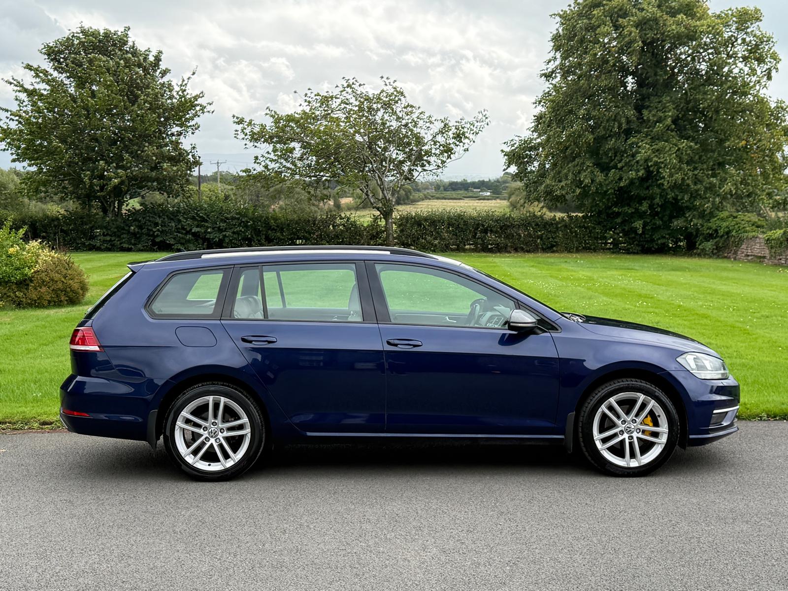 
								Volkswagen Golf 1.4 TSI SE Navigation Automatic Estate full									