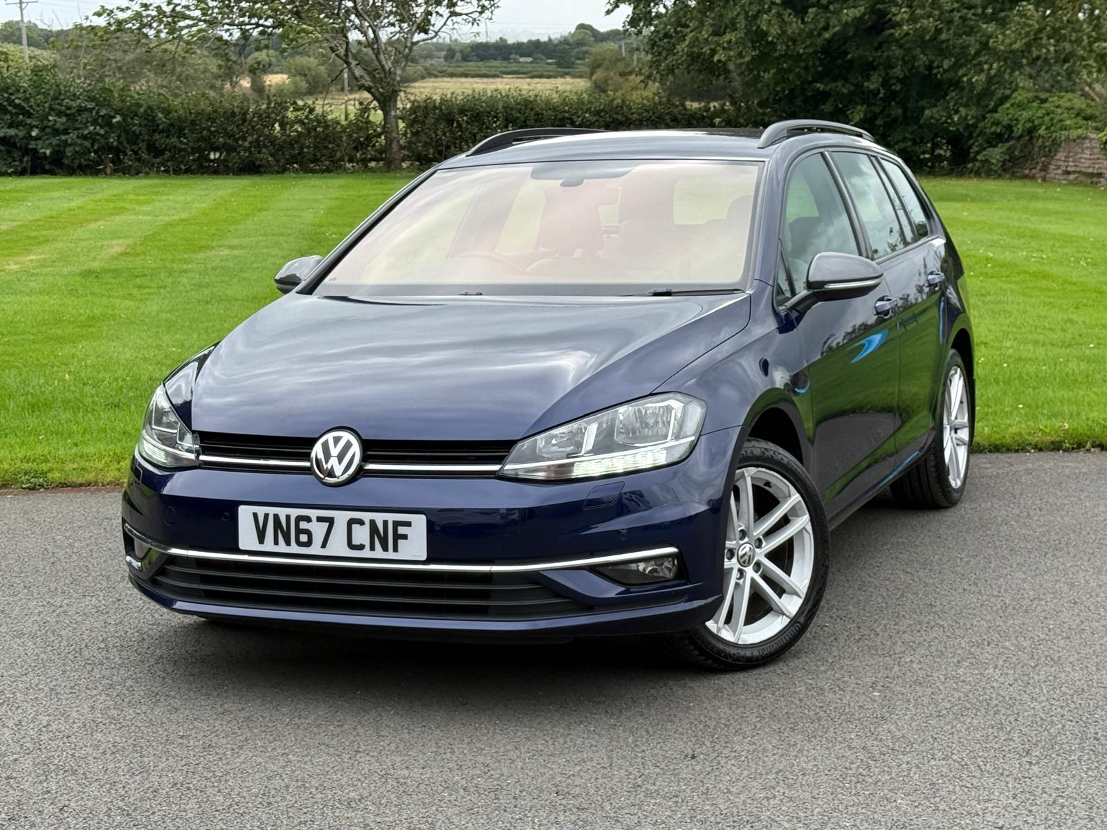 
								Volkswagen Golf 1.4 TSI SE Navigation Automatic Estate full									