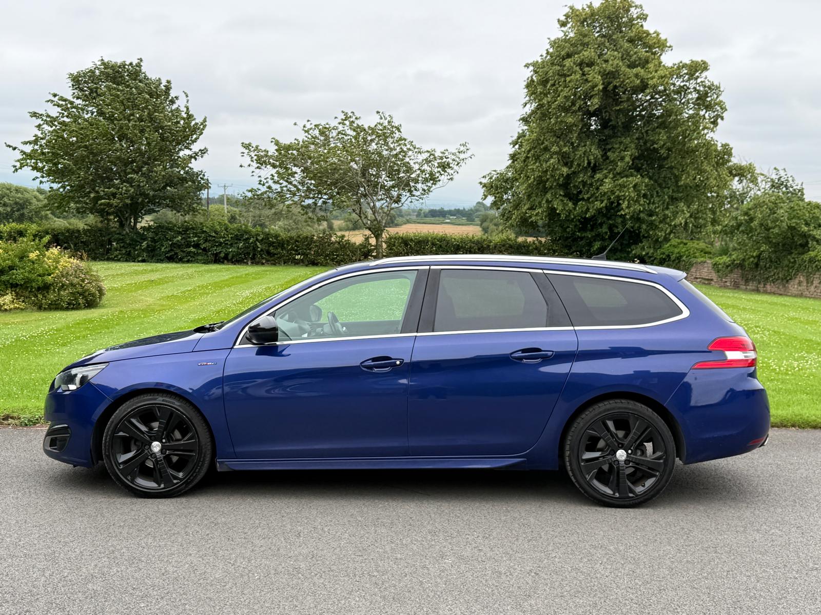 
								2016 Peugeot 308 SW GT-LINE 1.6 HDI Estate full									