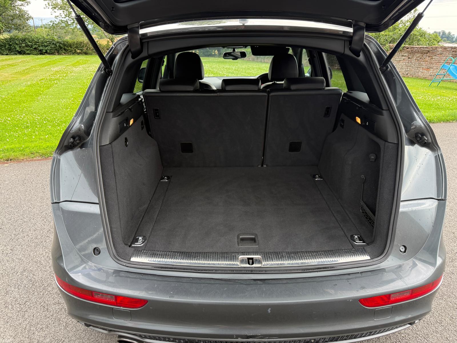 
								2013 Audi Q5 2.0TDI S-LINE PLUS QUATTRO SUV full									