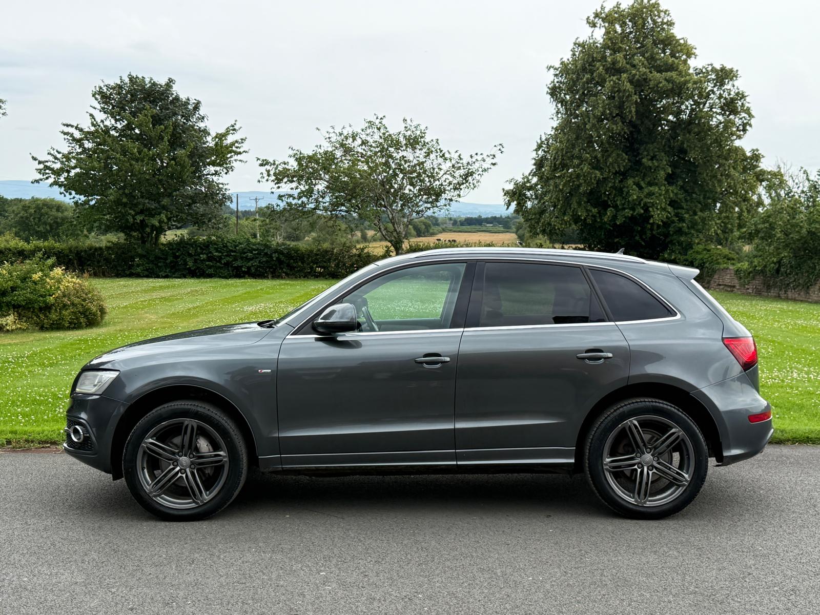 
								2013 Audi Q5 2.0TDI S-LINE PLUS QUATTRO SUV full									