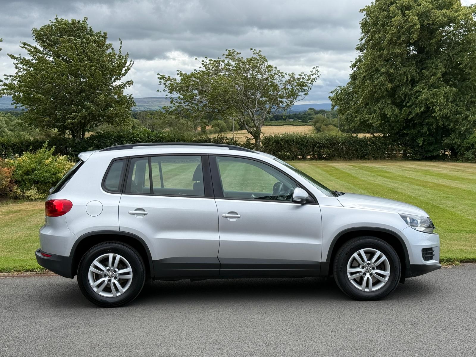 
								2014 Volkswagen Tiguan S 2.0 TDi Bluemotion SUV full									