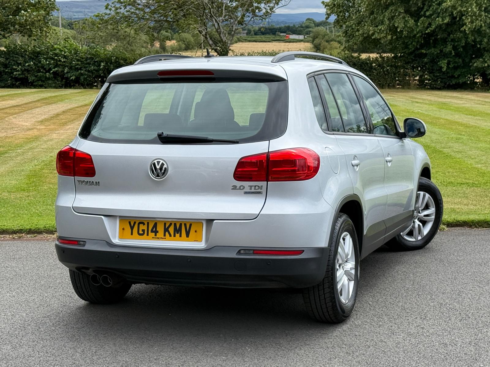
								2014 Volkswagen Tiguan S 2.0 TDi Bluemotion SUV full									