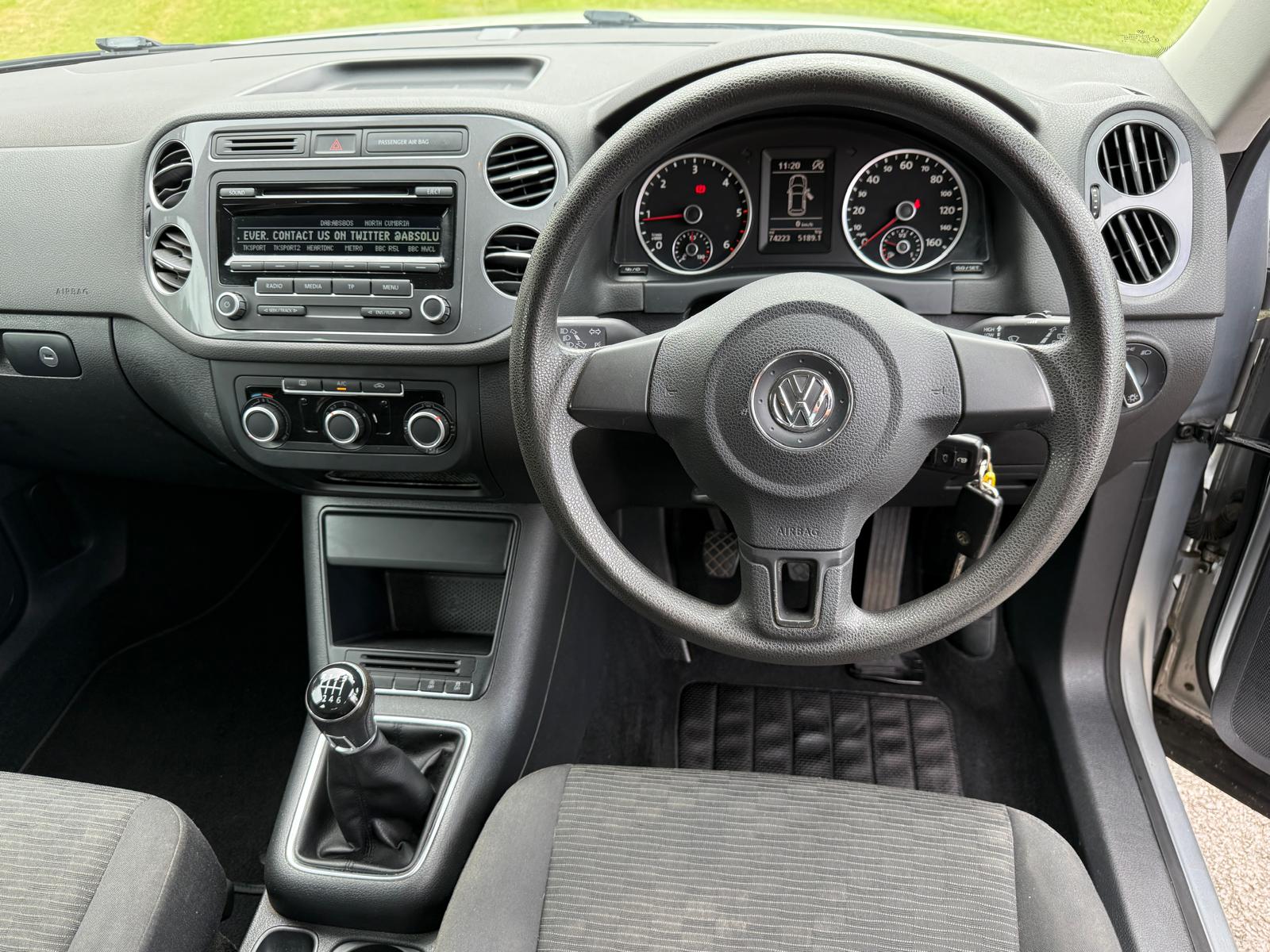 
								2014 Volkswagen Tiguan S 2.0 TDi Bluemotion SUV full									