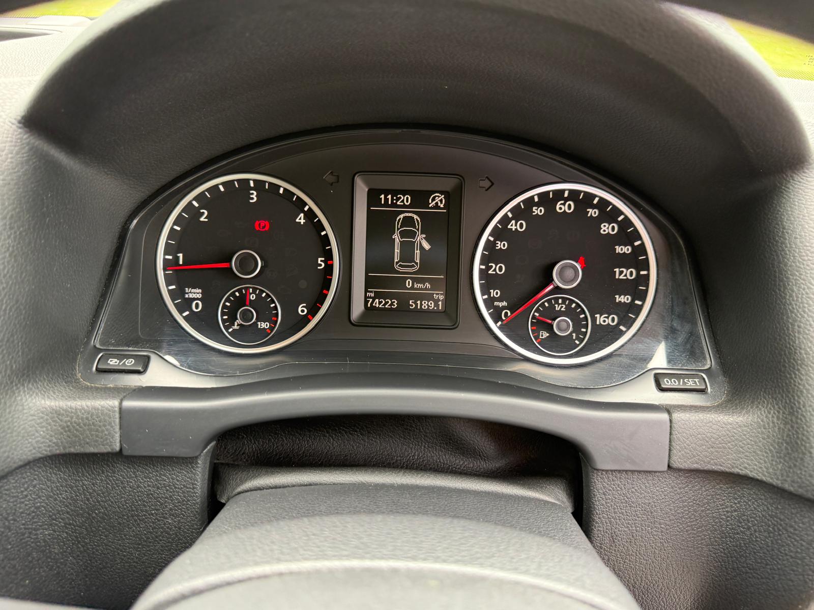 
								2014 Volkswagen Tiguan S 2.0 TDi Bluemotion SUV full									