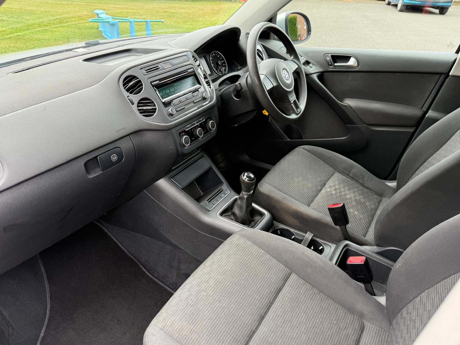 
								2014 Volkswagen Tiguan S 2.0 TDi Bluemotion SUV full									