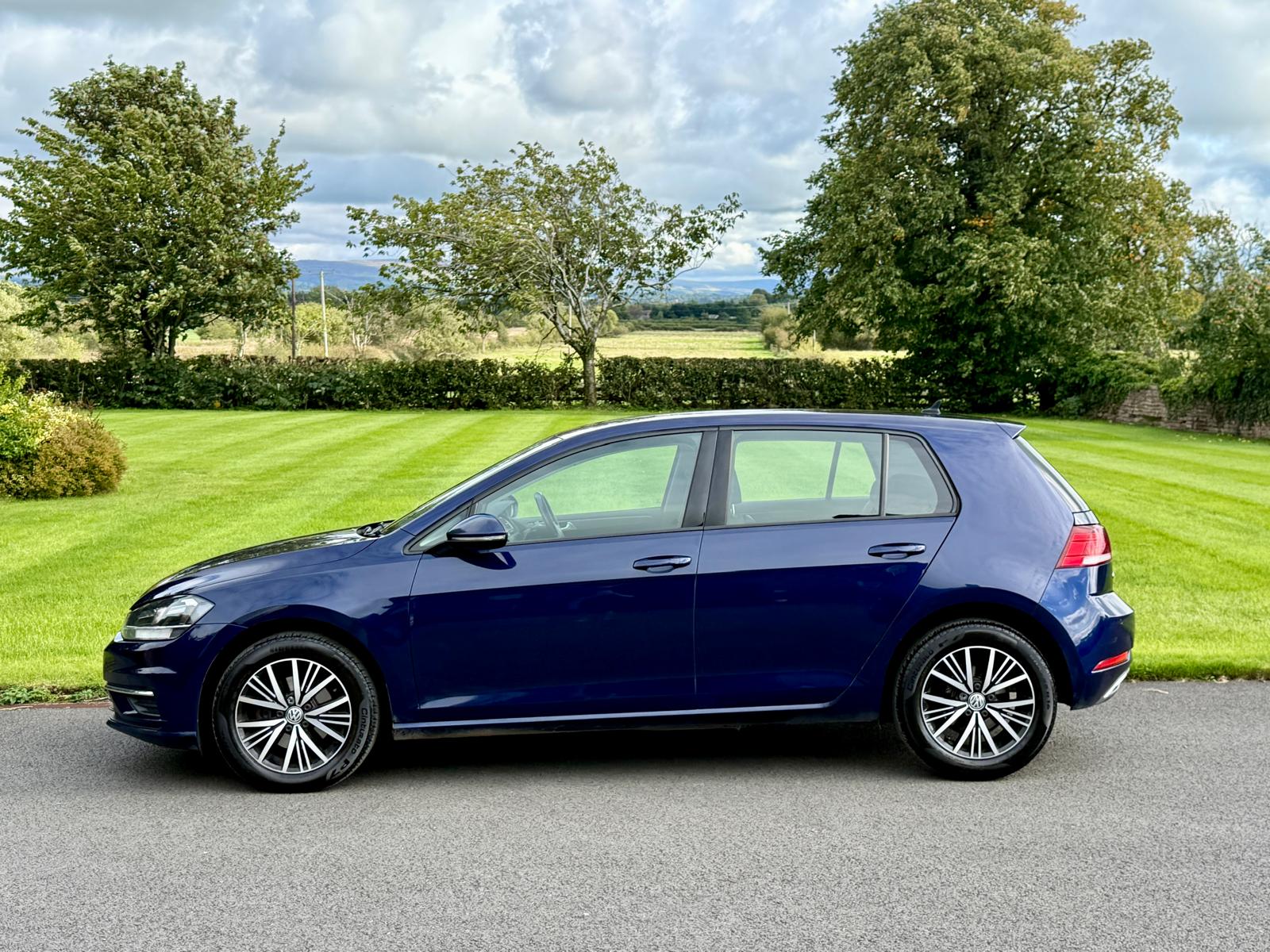 
								2018/68 Volkswagen Golf 1.6 TDi SE Navigation full									