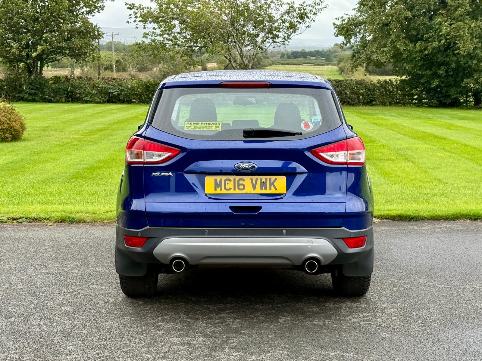 
								2016 Ford Kuga Zetec TDCi 2wd full									
