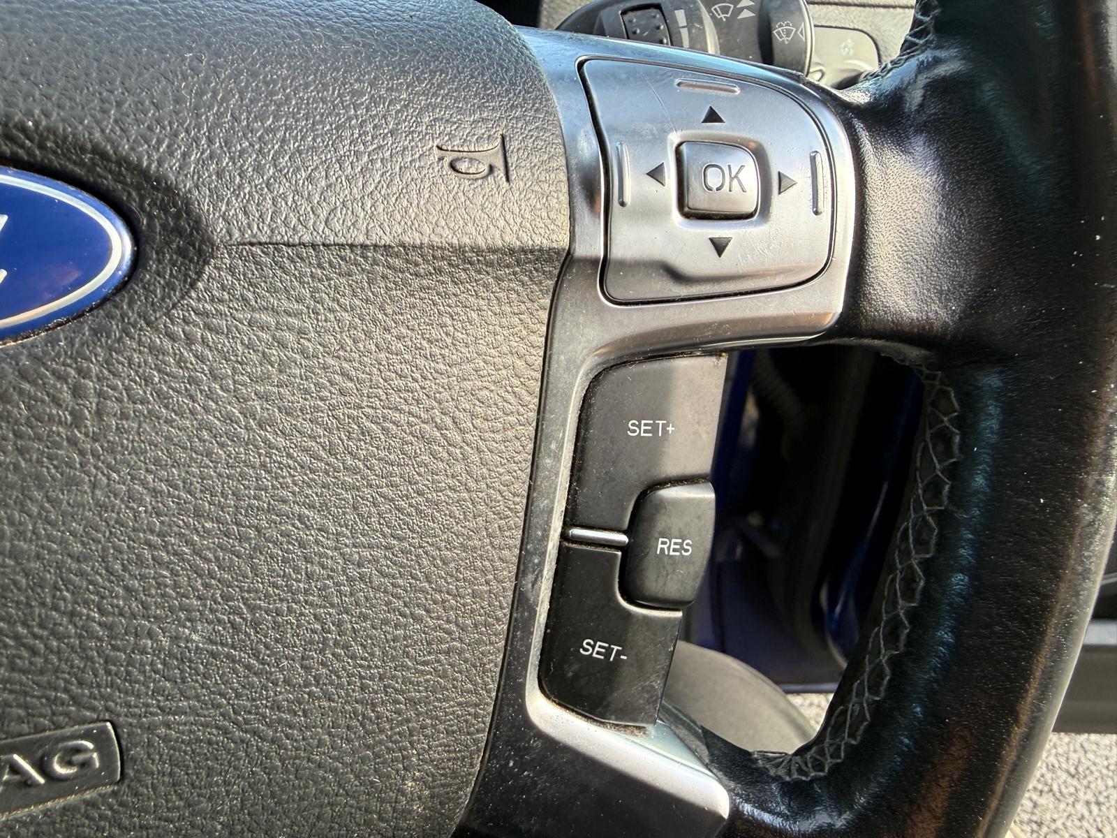 
								Ford S-Max Titanium 2.0 TDCi 6 Speed Manual full									