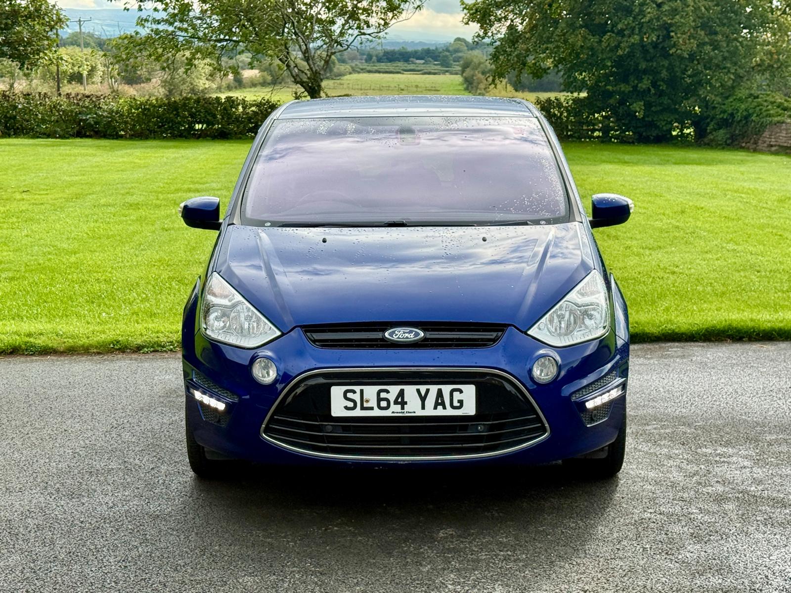 
								Ford S-Max Titanium 2.0 TDCi 6 Speed Manual full									