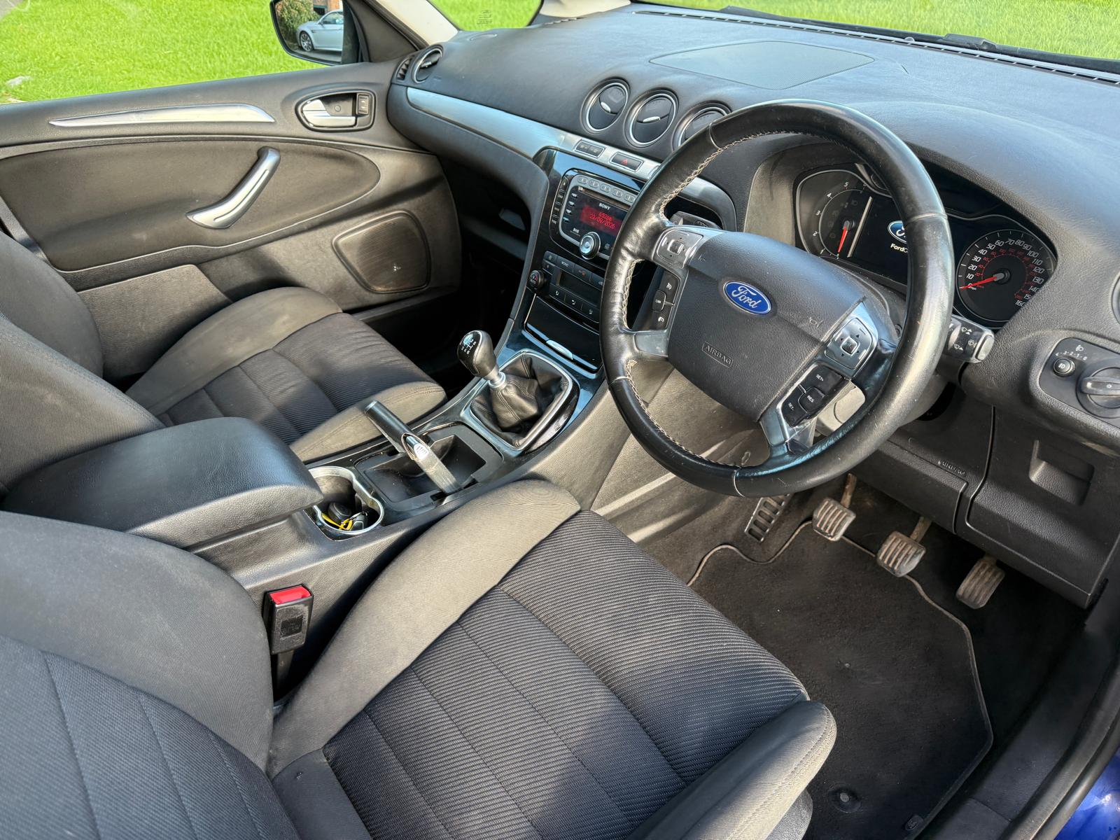 
								Ford S-Max Titanium 2.0 TDCi 6 Speed Manual full									